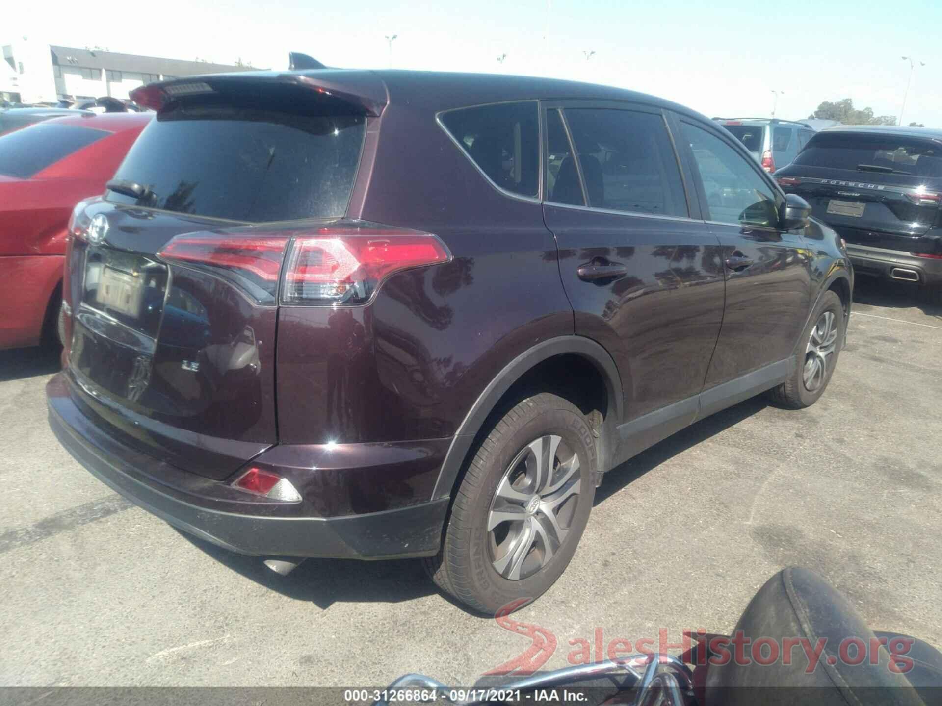 2T3ZFREV6JW480945 2018 TOYOTA RAV4