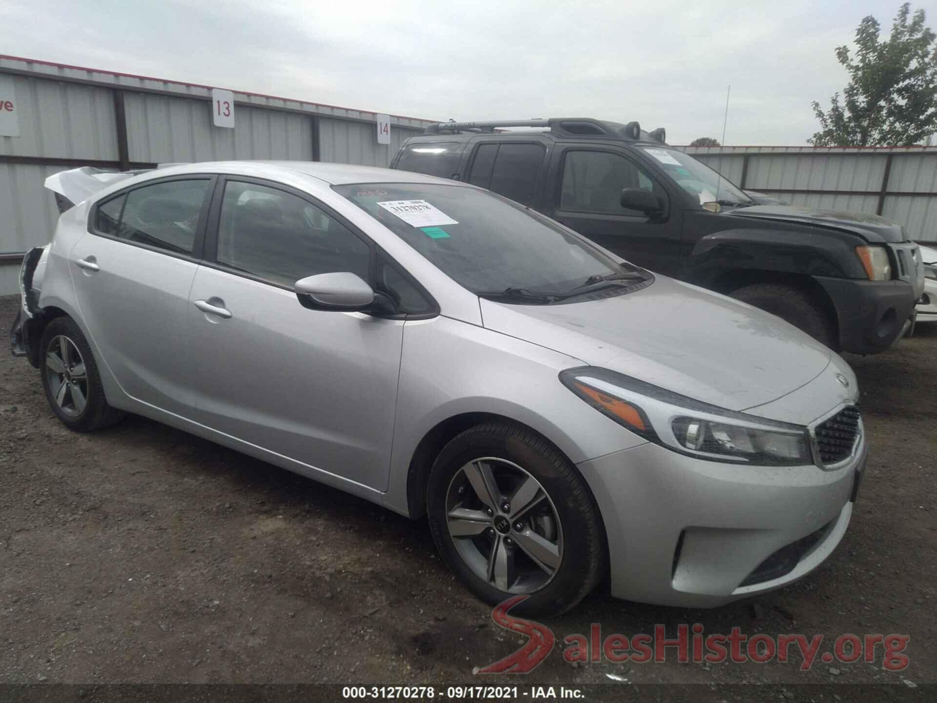 3KPFL4A72JE170745 2018 KIA FORTE