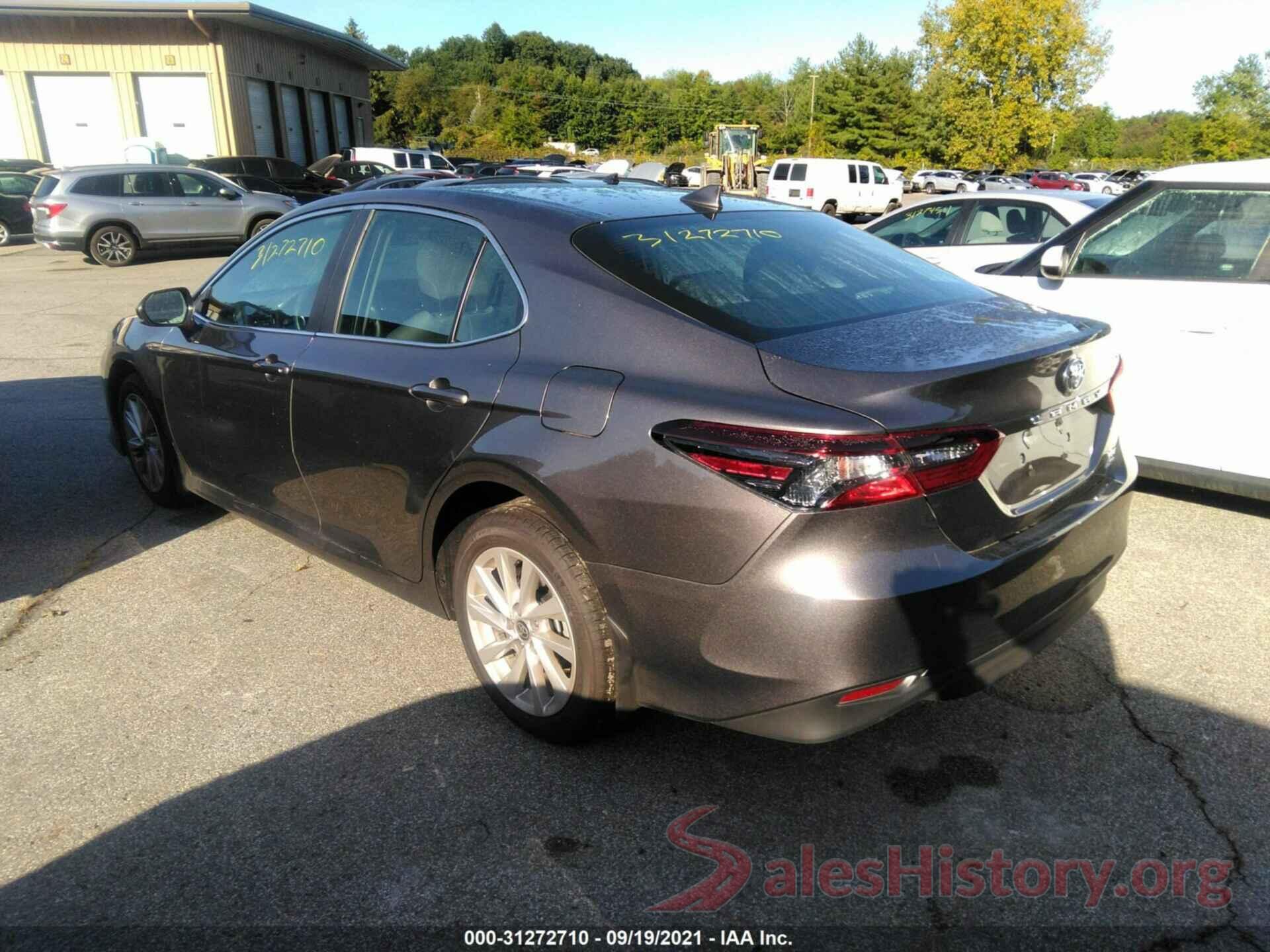 4T1C11BK3MU031218 2021 TOYOTA CAMRY