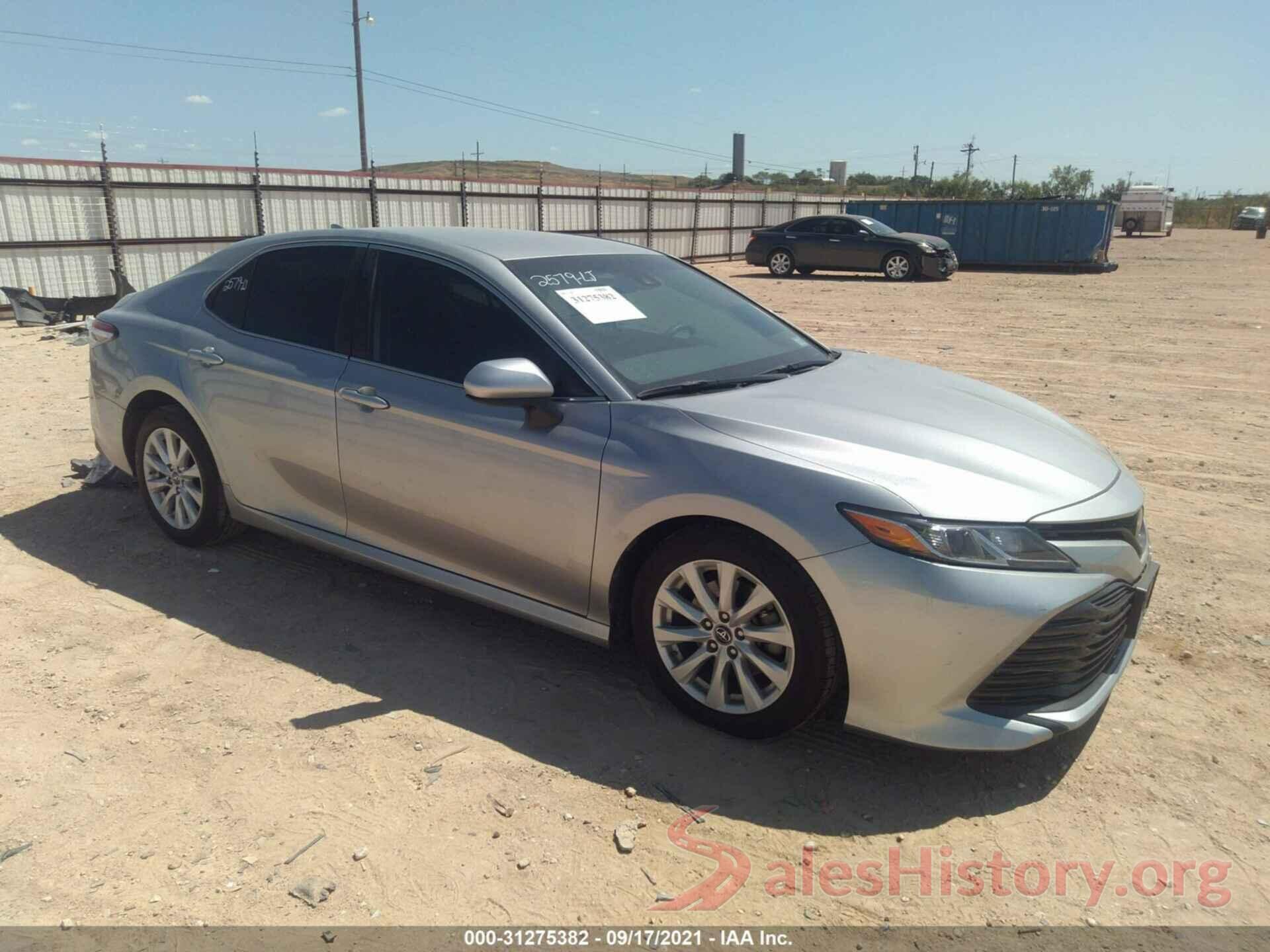 4T1B11HK5KU777704 2019 TOYOTA CAMRY