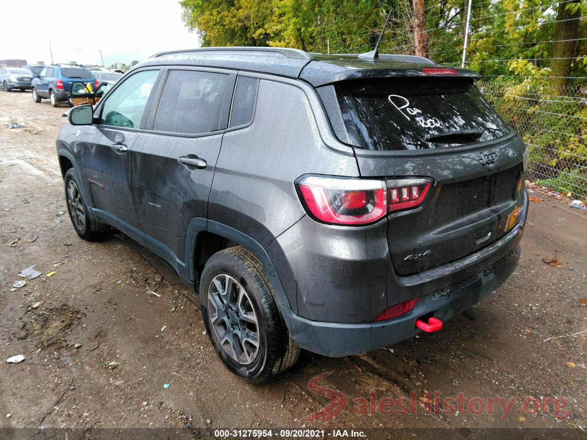 3C4NJDDBXKT618065 2019 JEEP COMPASS