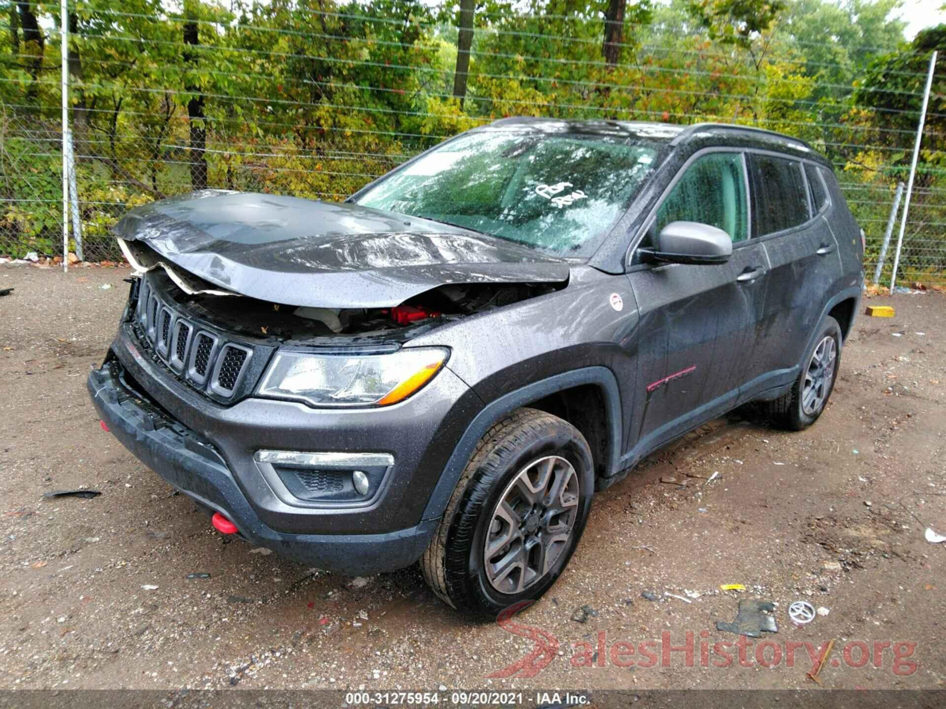 3C4NJDDBXKT618065 2019 JEEP COMPASS