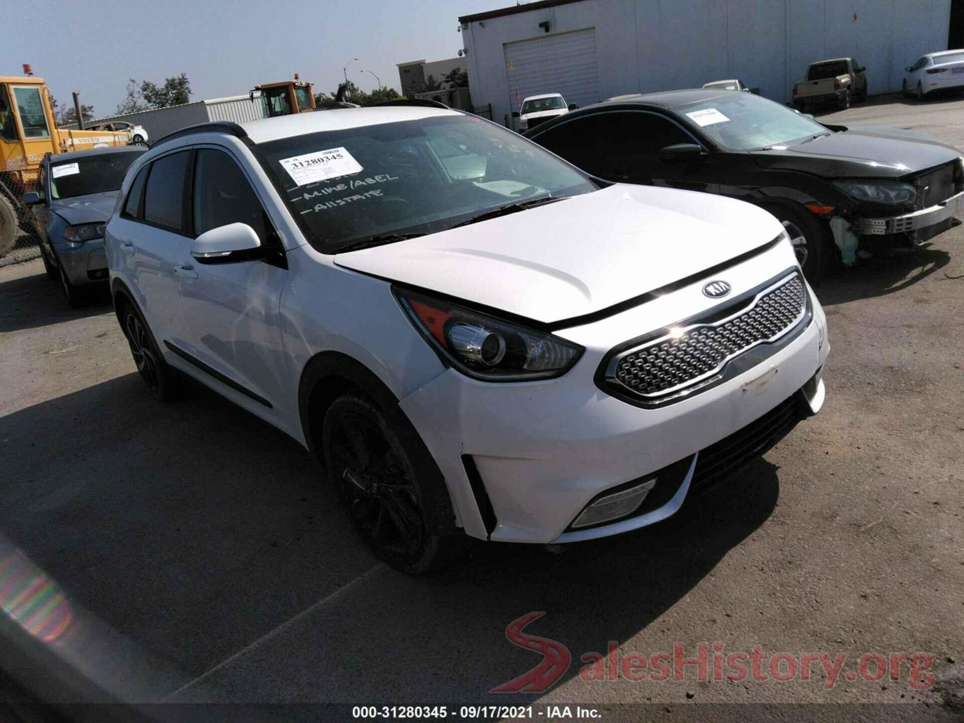 KNDCC3LC0K5256057 2019 KIA NIRO