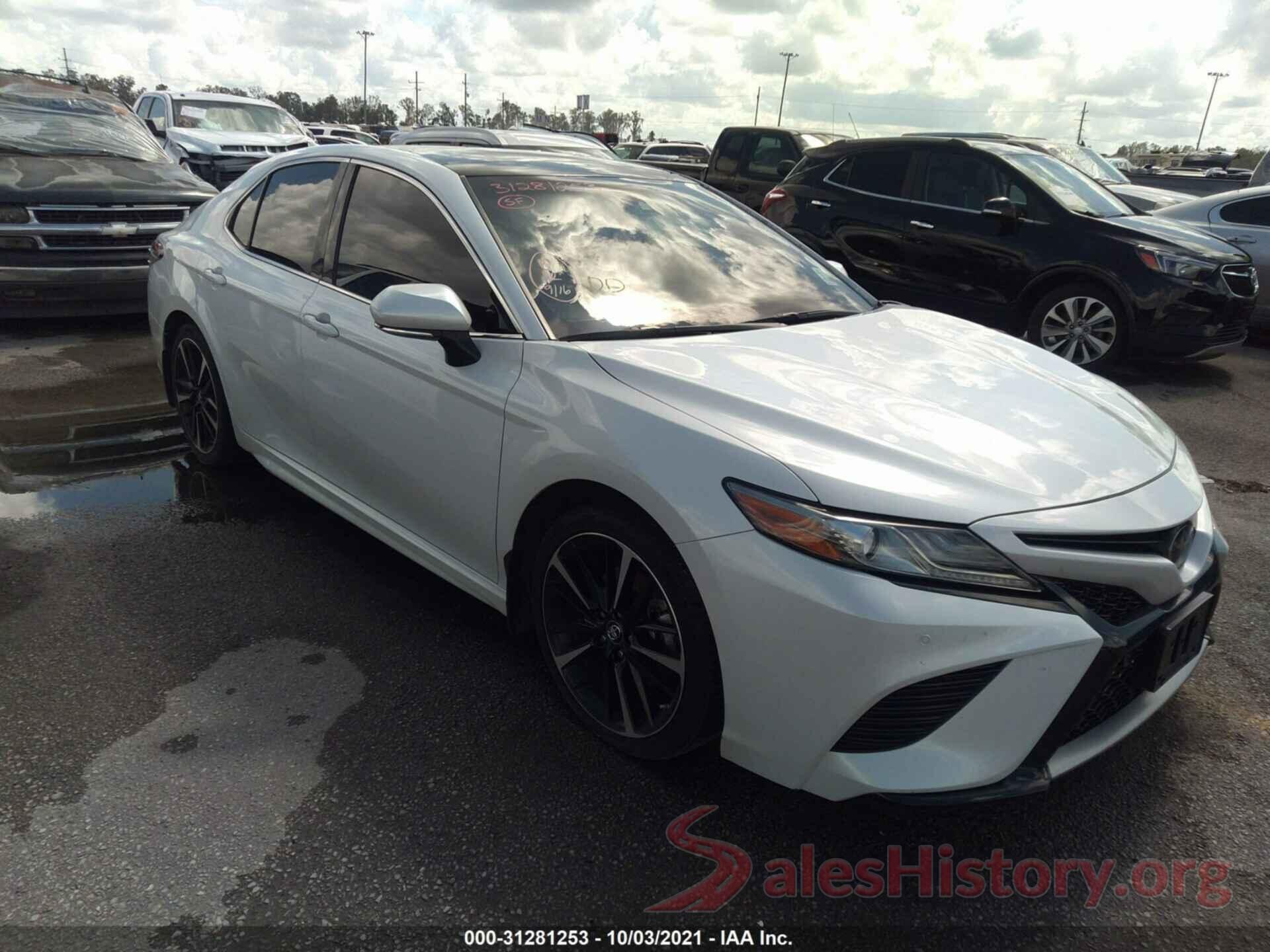 4T1B61HK4JU107576 2018 TOYOTA CAMRY