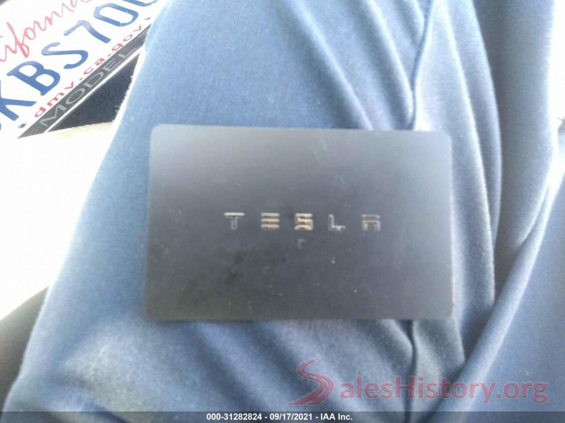 5YJ3E1EA1KF297385 2019 TESLA MODEL 3