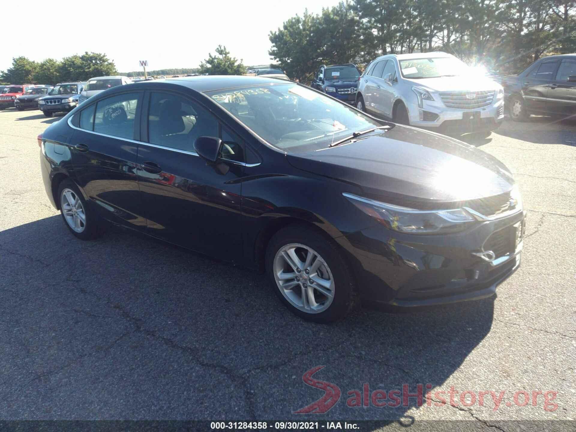 1G1BE5SM7J7182675 2018 CHEVROLET CRUZE