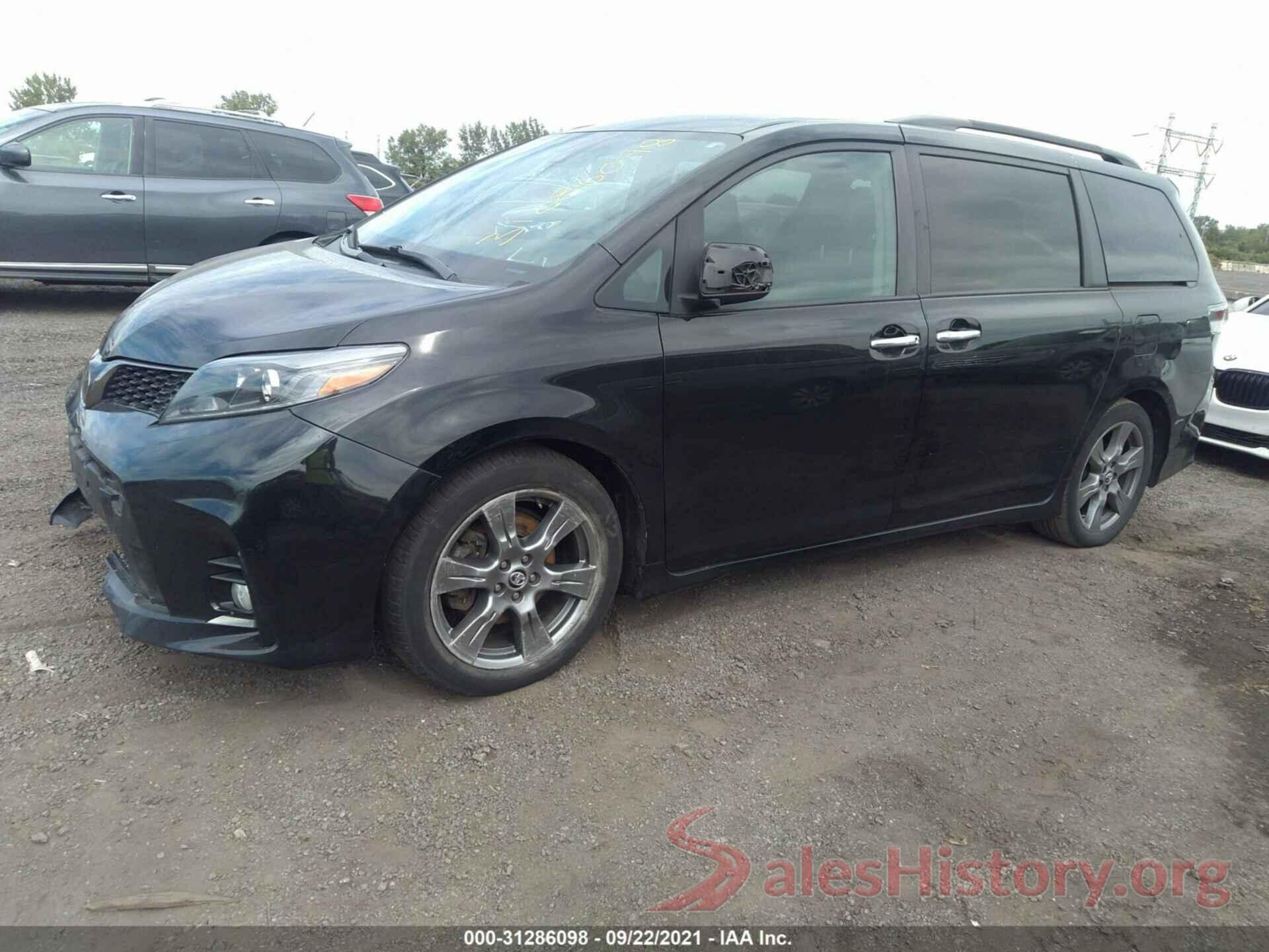 5TDXZ3DC7JS950090 2018 TOYOTA SIENNA