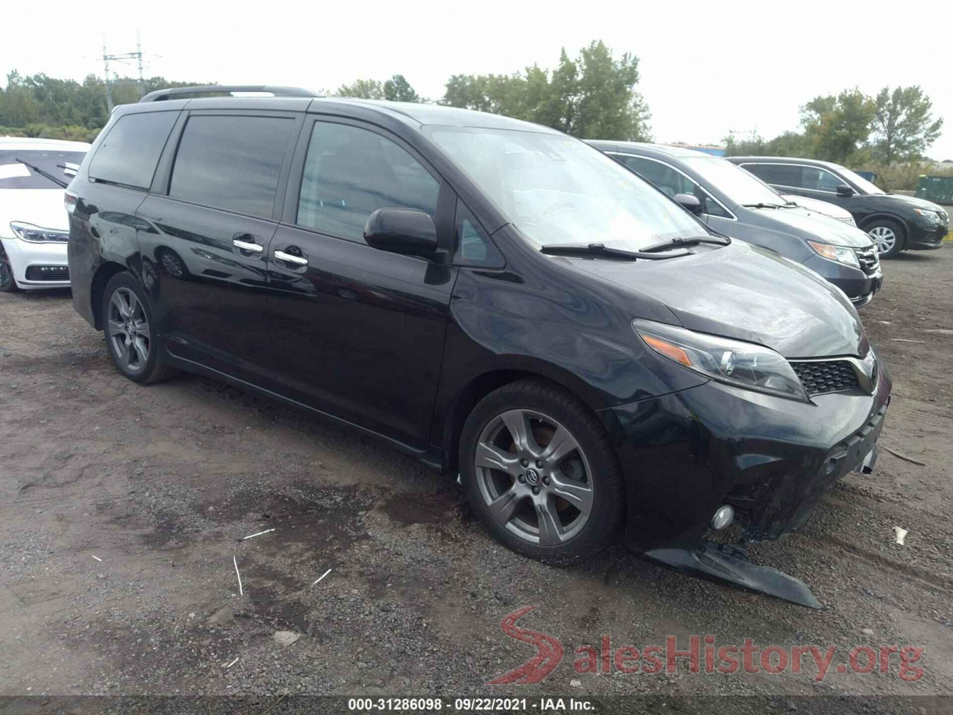 5TDXZ3DC7JS950090 2018 TOYOTA SIENNA