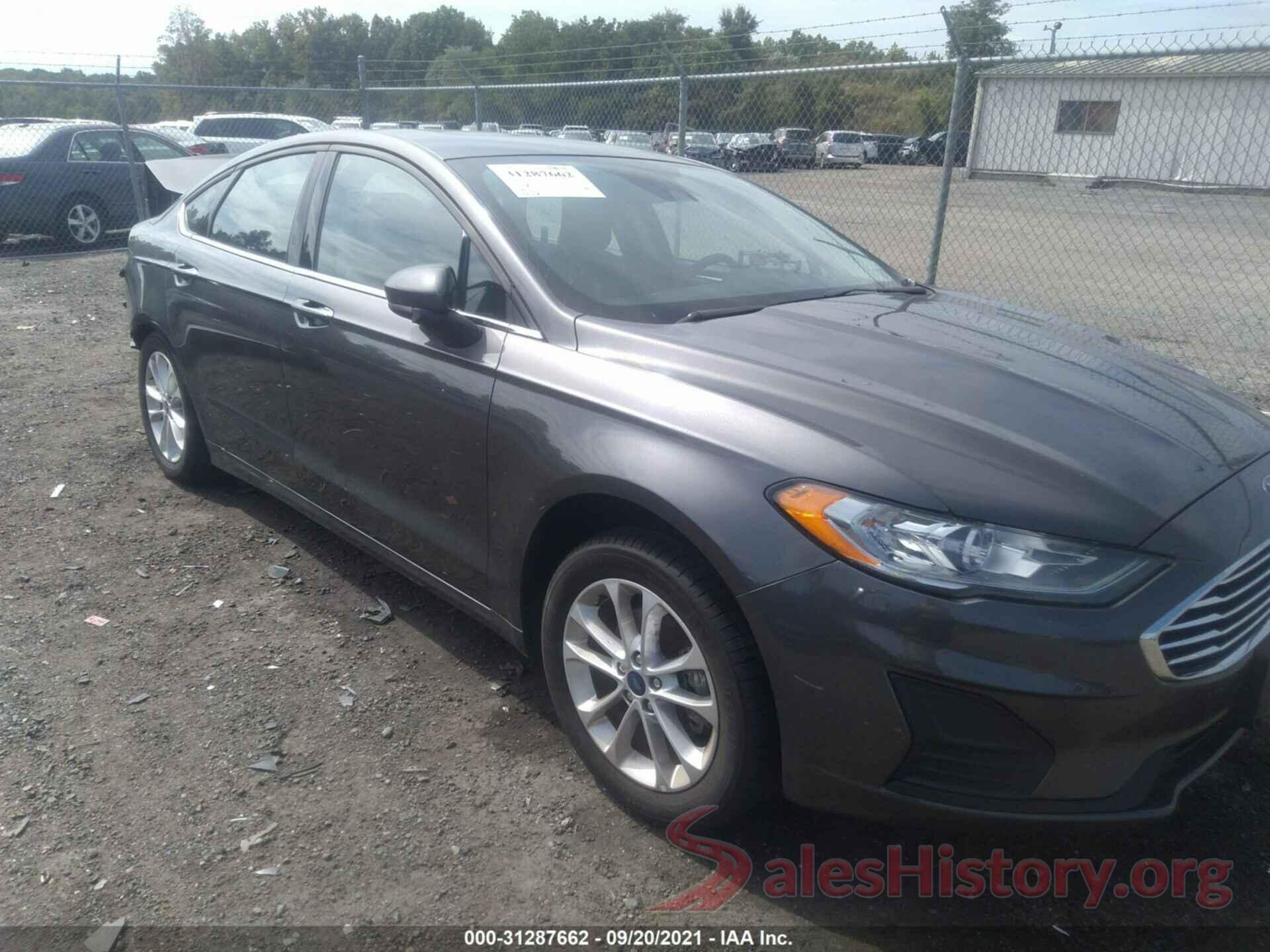 3FA6P0HD8KR107920 2019 FORD FUSION