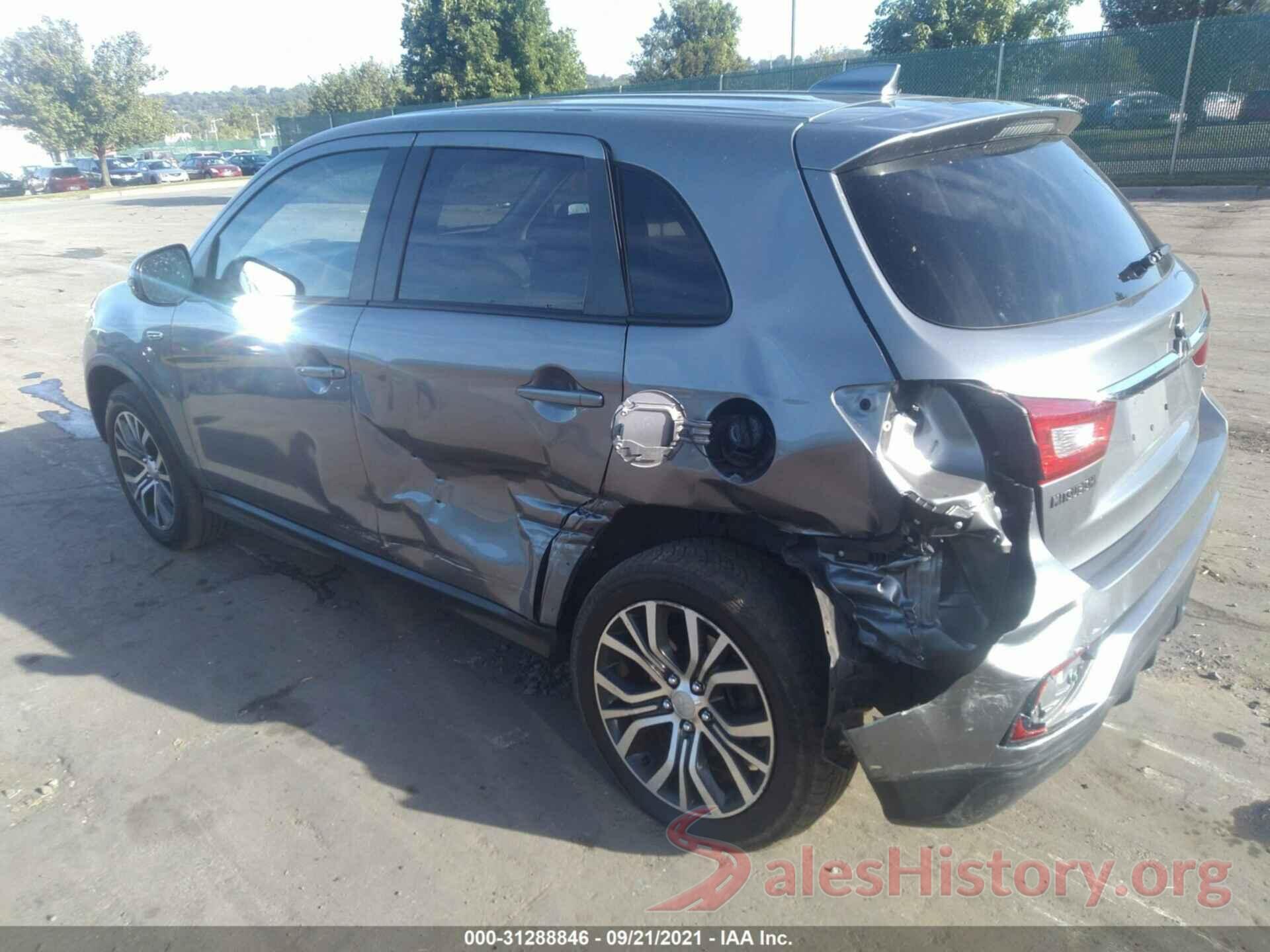 JA4AP3AUXJU022546 2018 MITSUBISHI OUTLANDER SPORT