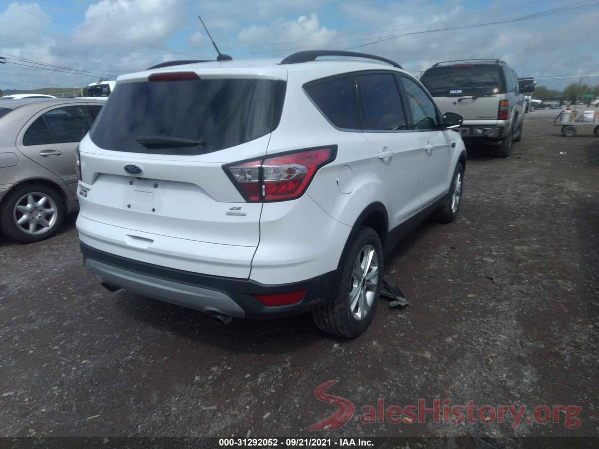 1FMCU0GD8JUB67559 2018 FORD ESCAPE