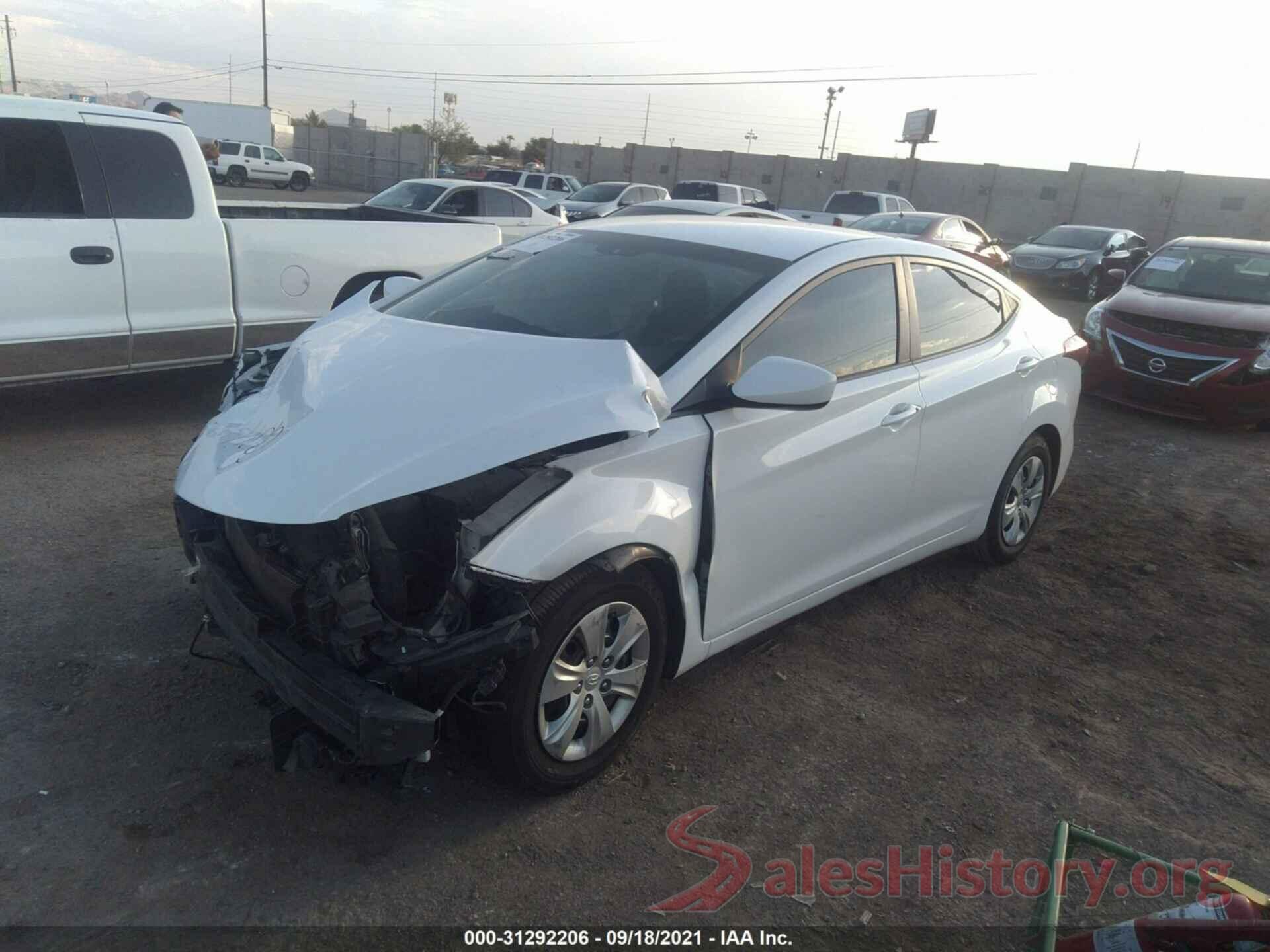 5NPDH4AE9GH709275 2016 HYUNDAI ELANTRA