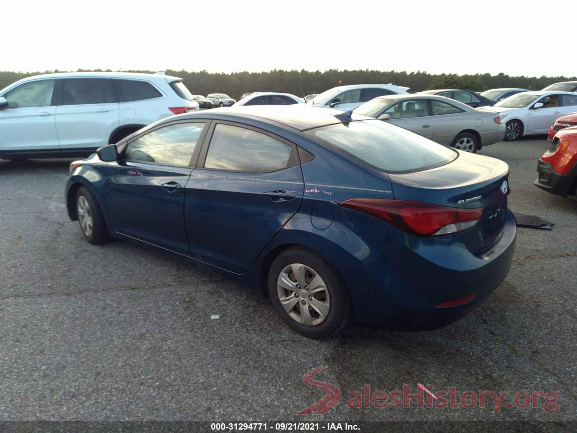 KMHDH4AE5GU517563 2016 HYUNDAI ELANTRA