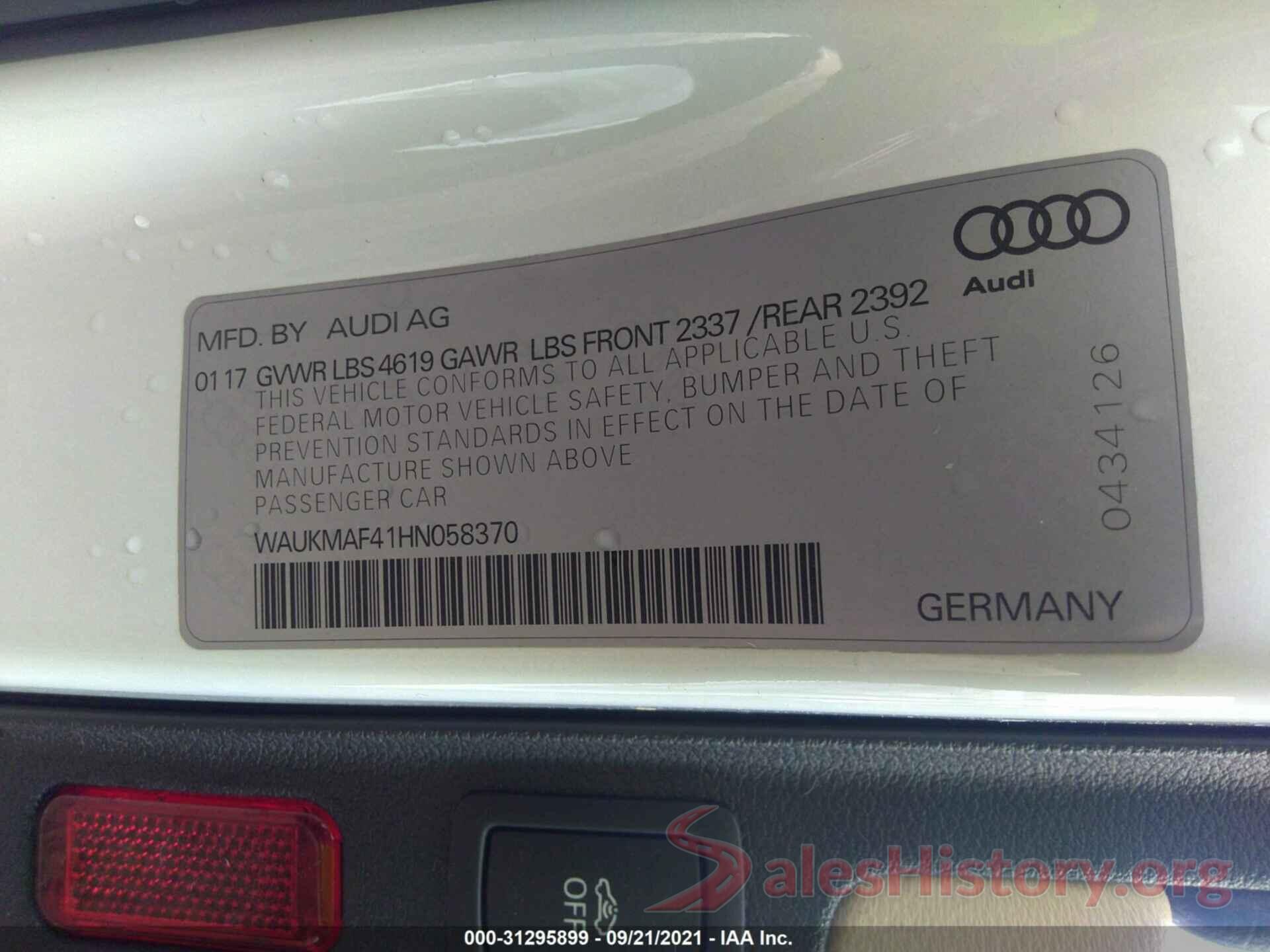 WAUKMAF41HN058370 2017 AUDI A4