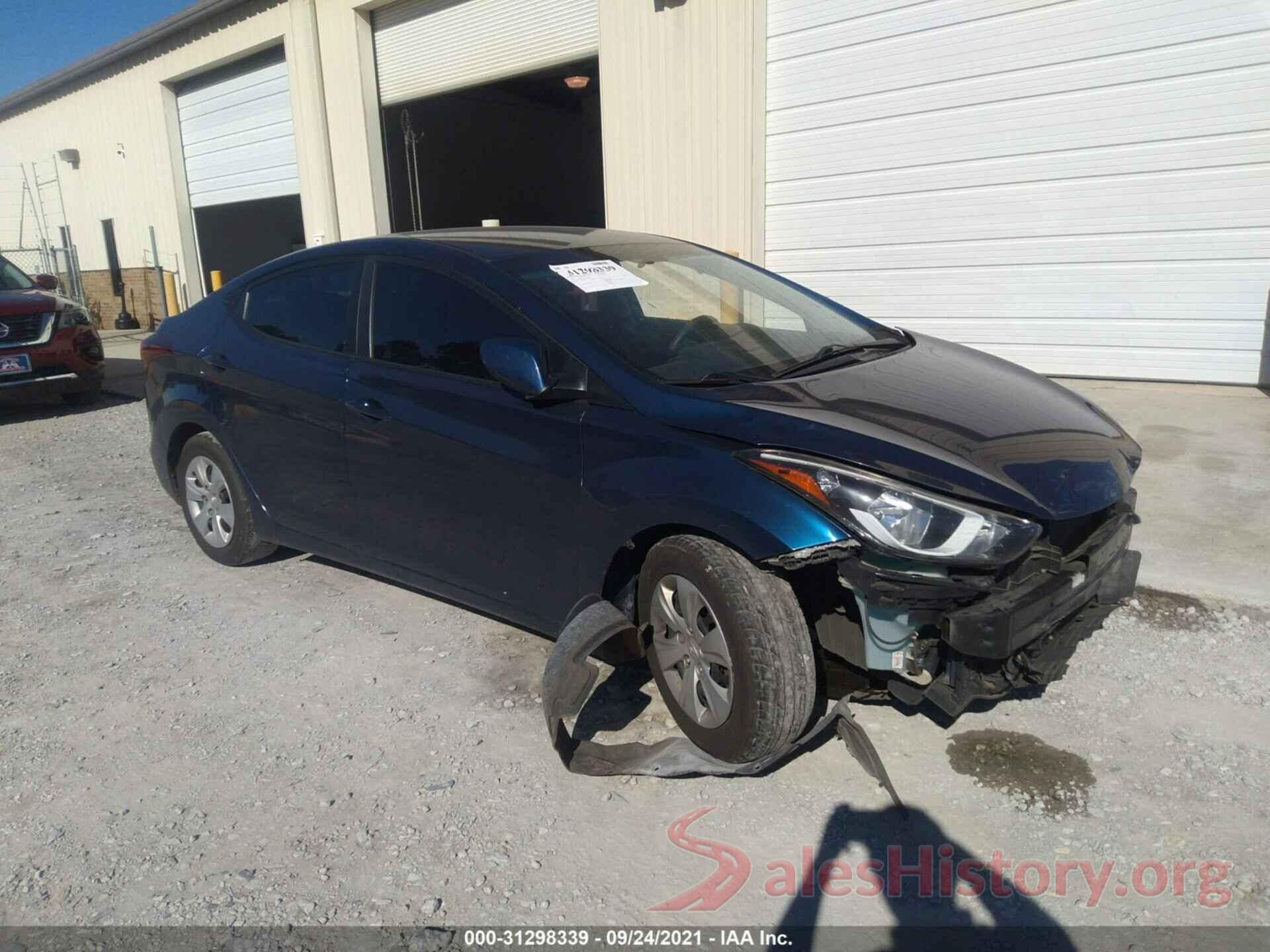 5NPDH4AE5GH727840 2016 HYUNDAI ELANTRA