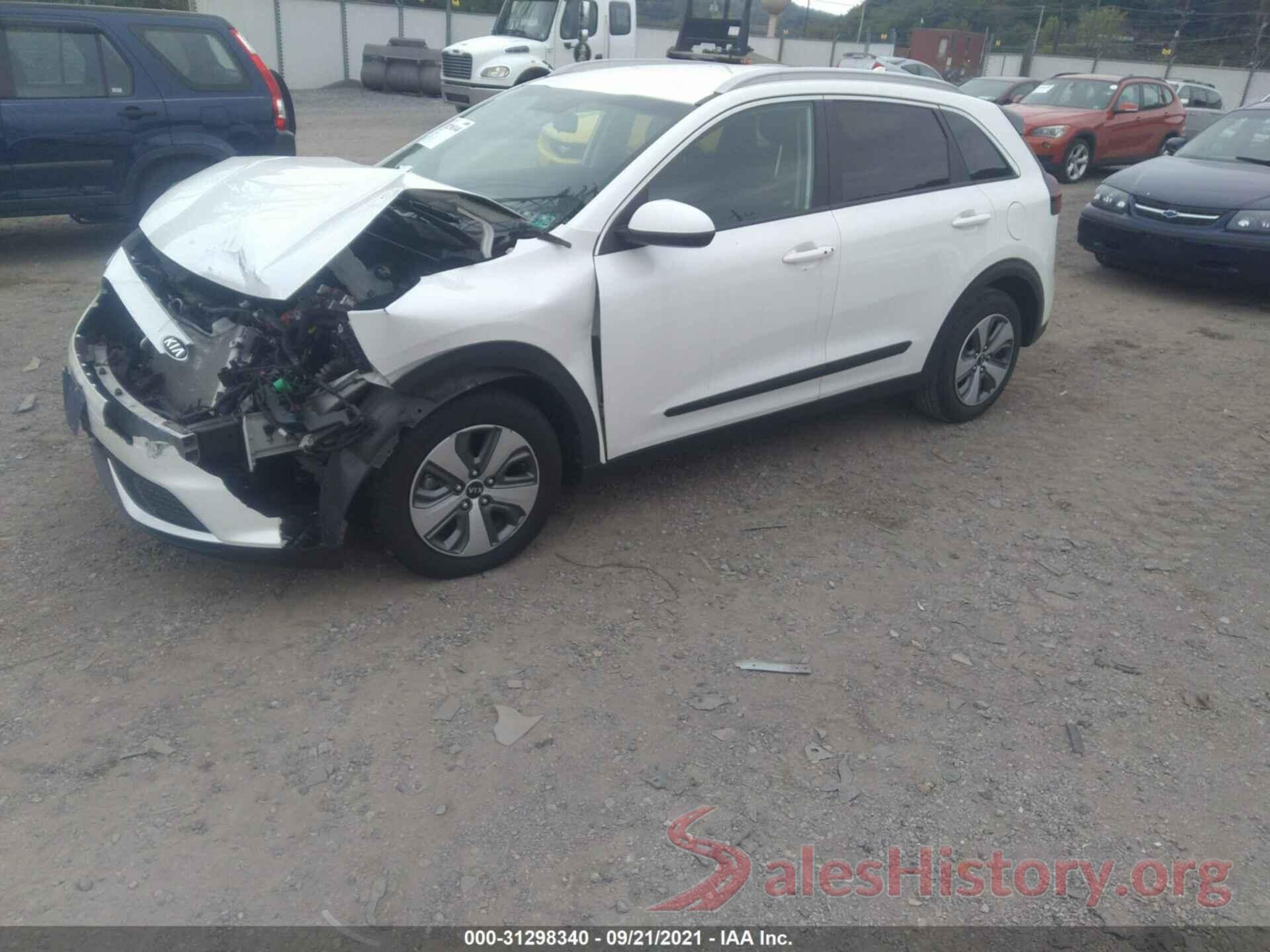 KNDCB3LCXK5252858 2019 KIA NIRO