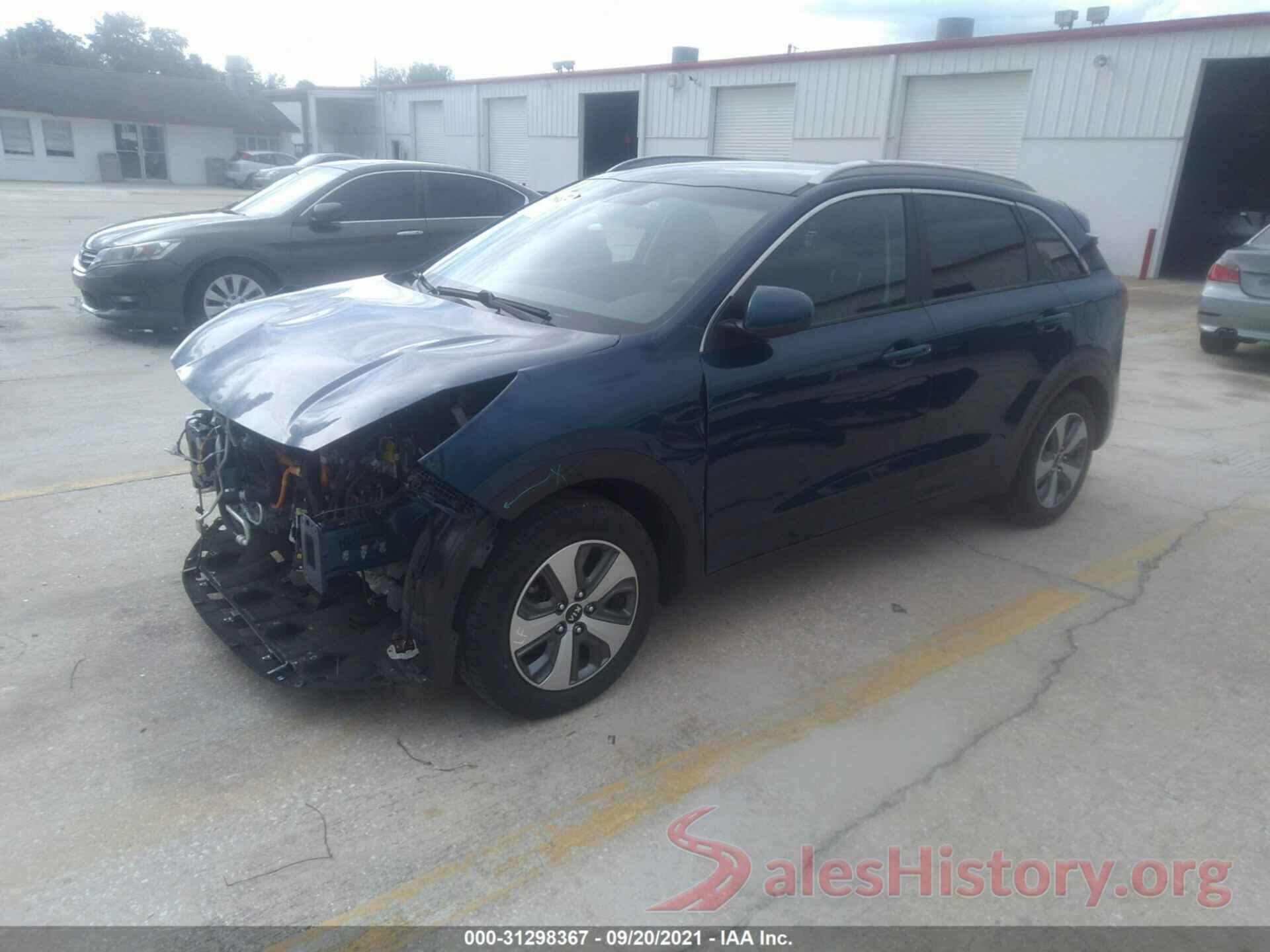 KNDCB3LC6H5070969 2017 KIA NIRO