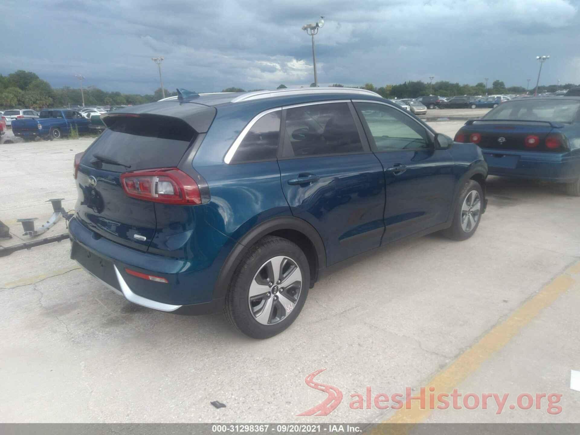 KNDCB3LC6H5070969 2017 KIA NIRO