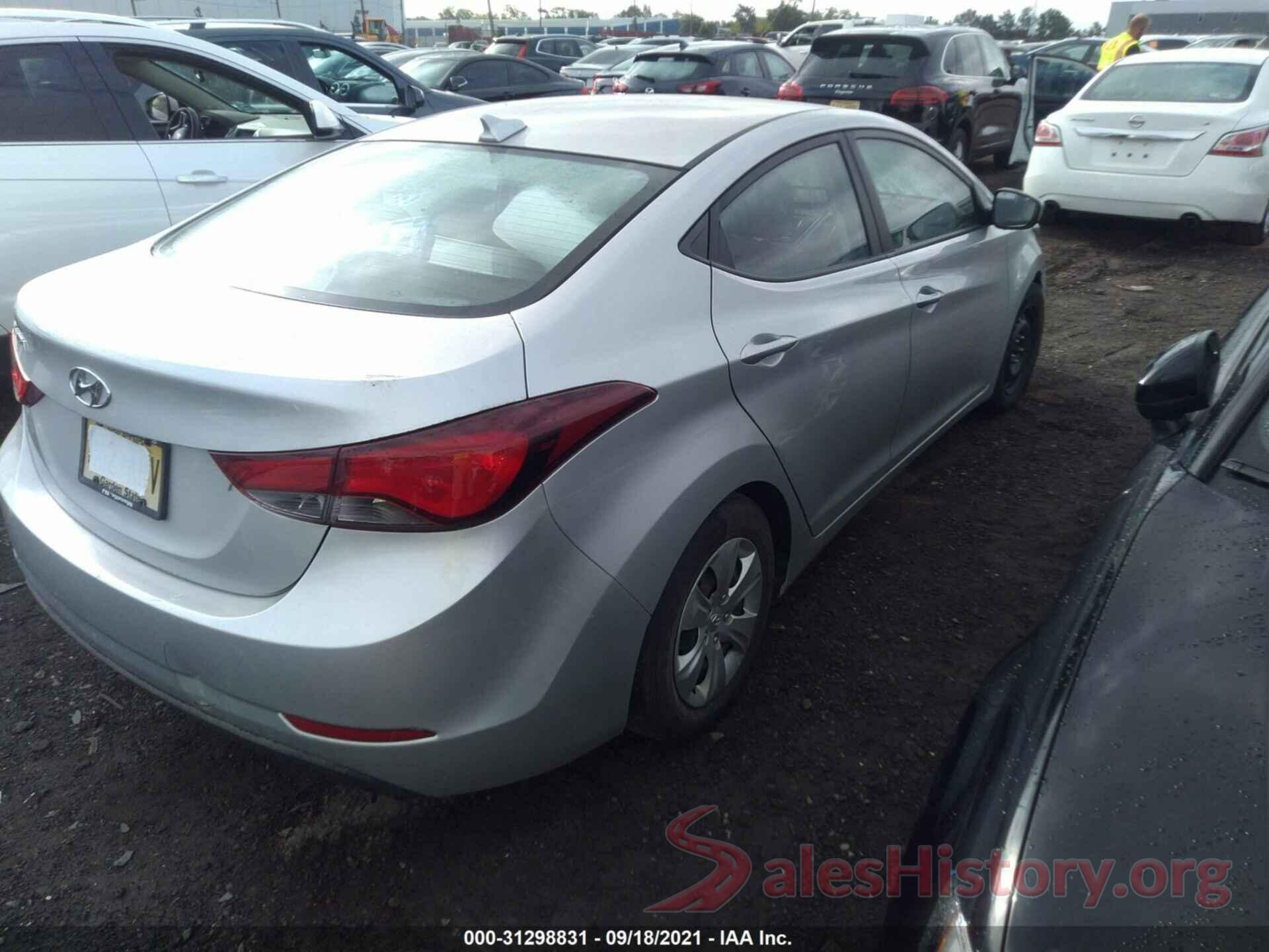 5NPDH4AE1GH787260 2016 HYUNDAI ELANTRA