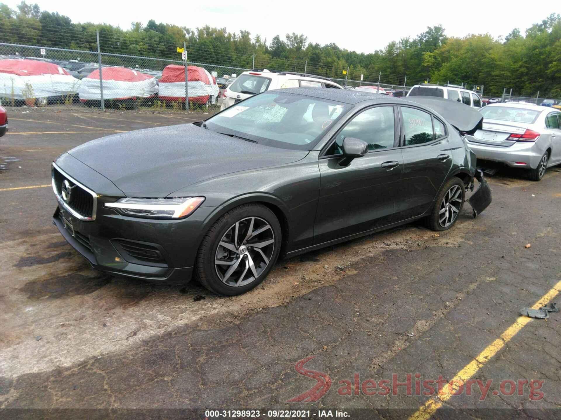 7JRA22TK1LG038146 2020 VOLVO S60