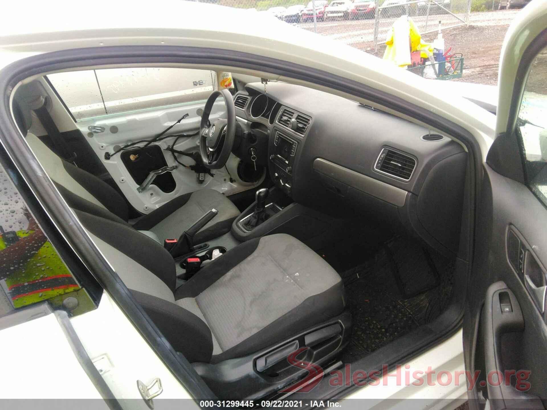 3VW2B7AJ7JM209766 2018 VOLKSWAGEN JETTA