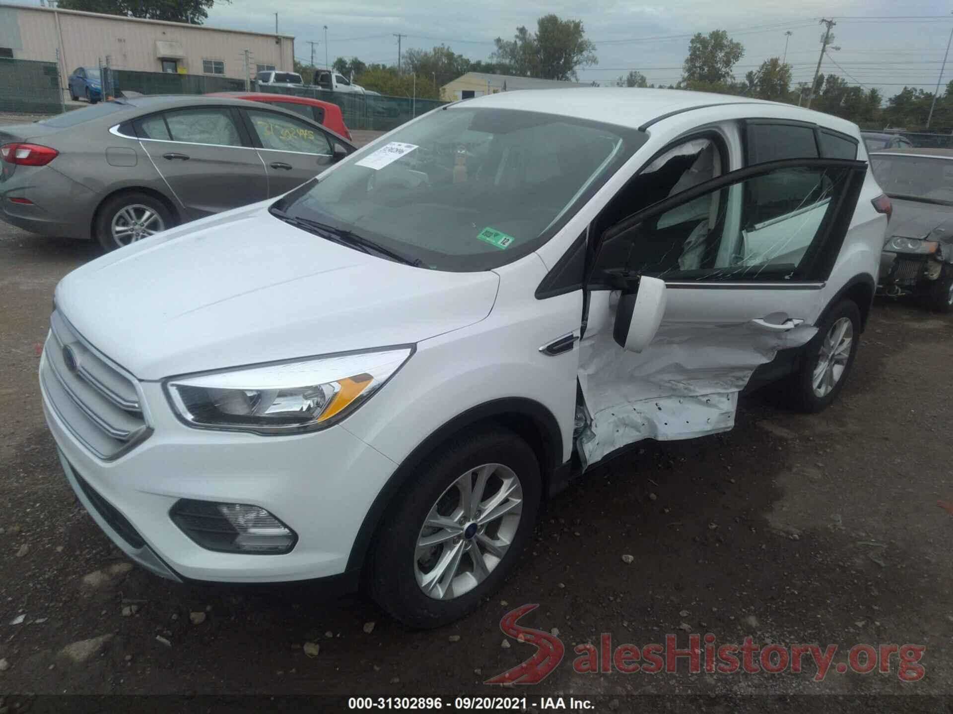 1FMCU9GD2KUA15430 2019 FORD ESCAPE