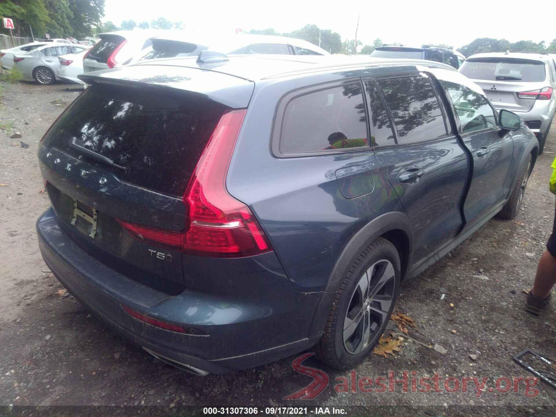 YV4102WK8M1069315 2021 VOLVO V60 CROSS COUNTRY