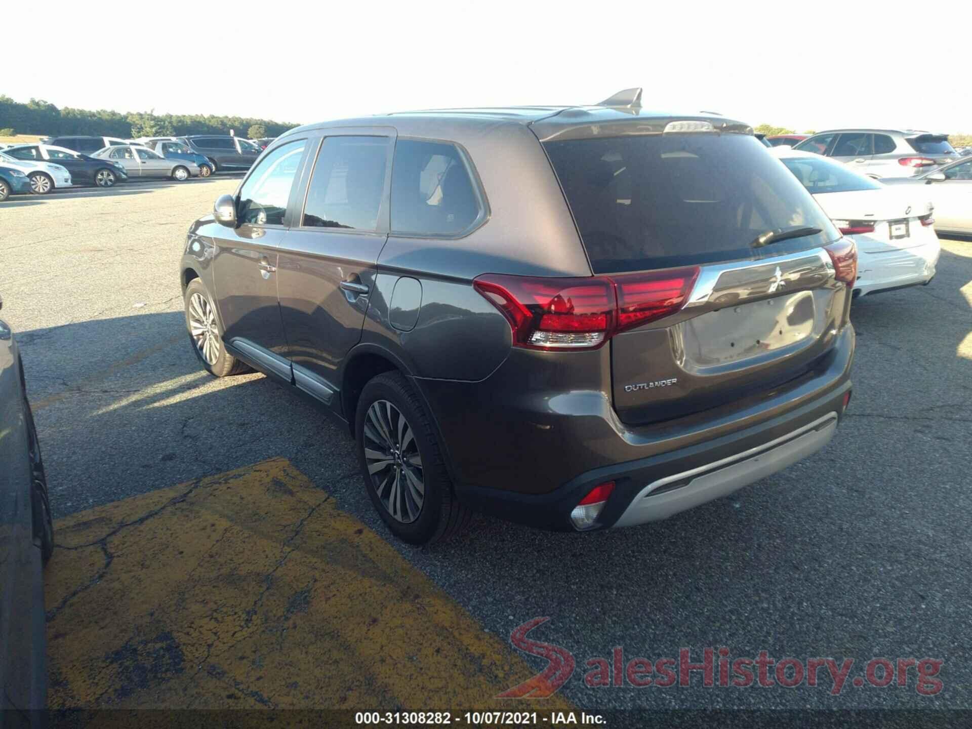 JA4AD3A33LZ010597 2020 MITSUBISHI OUTLANDER