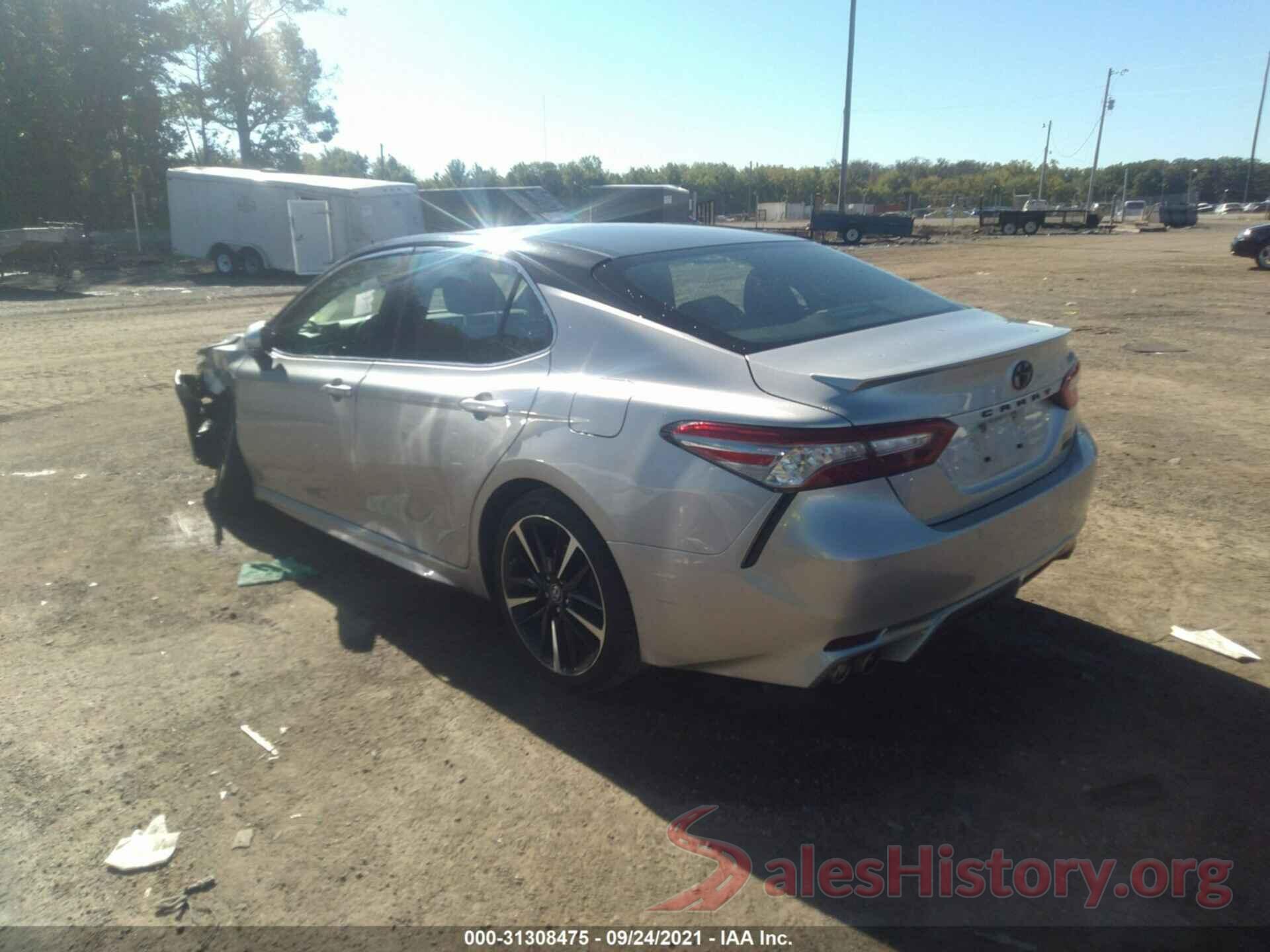 4T1B61HK4JU109084 2018 TOYOTA CAMRY