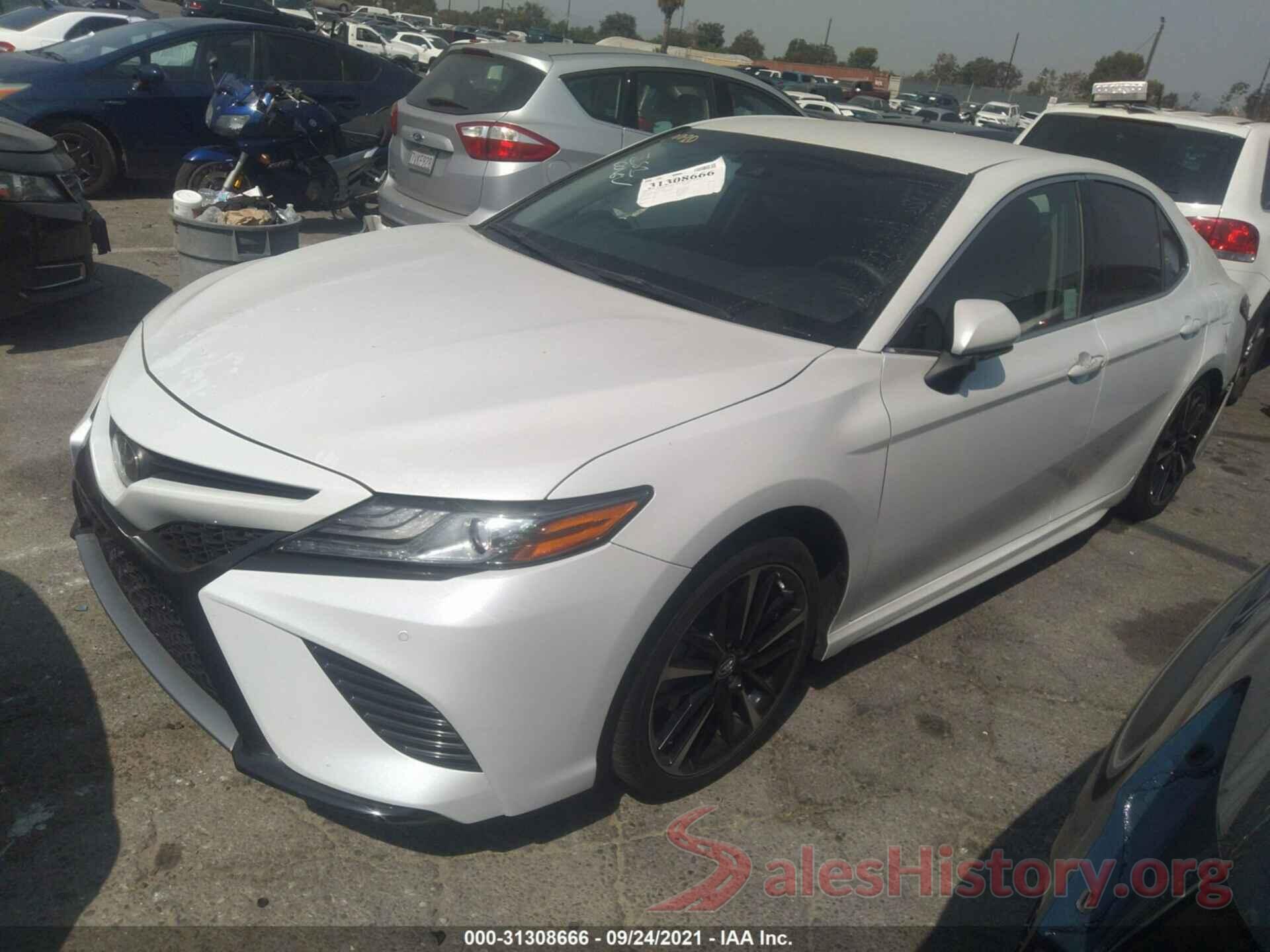 4T1B61HK6JU039068 2018 TOYOTA CAMRY