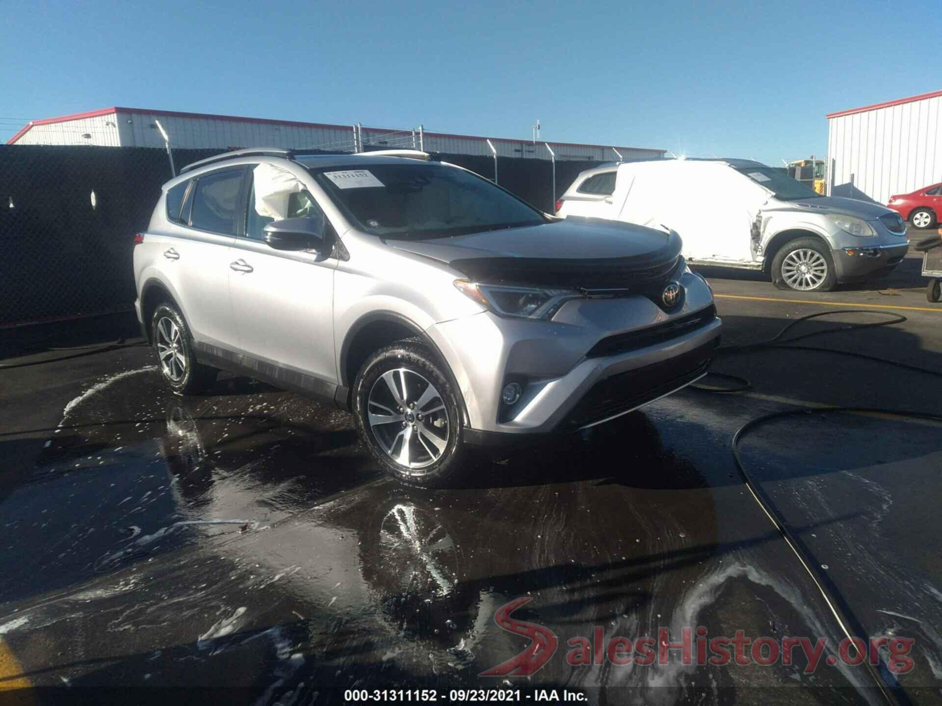 2T3WFREV8HW321390 2017 TOYOTA RAV4