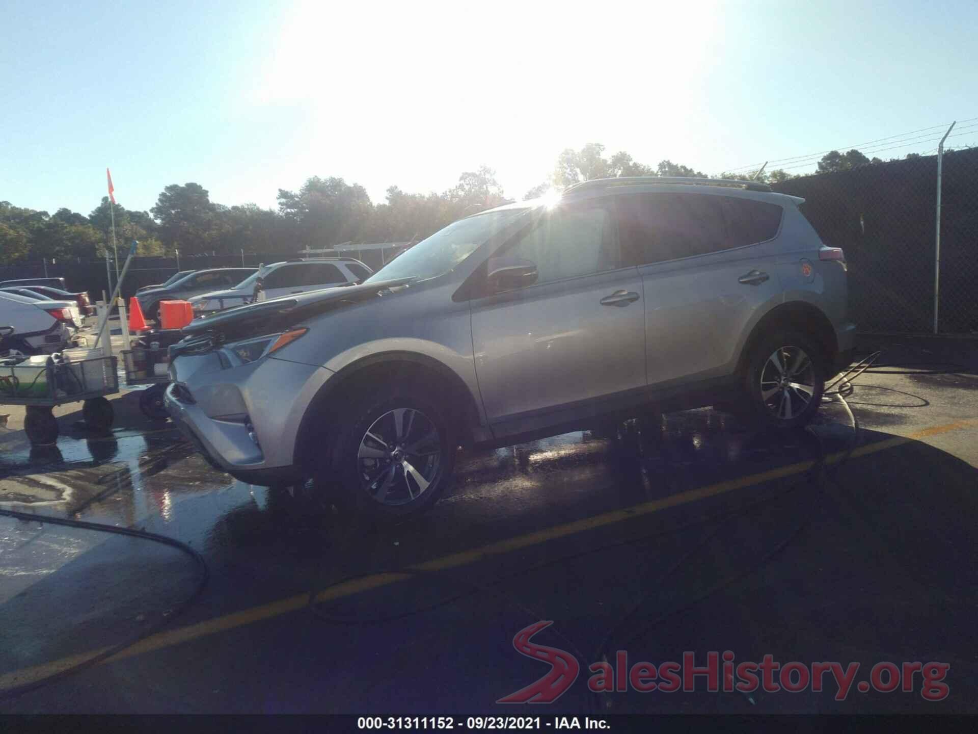 2T3WFREV8HW321390 2017 TOYOTA RAV4