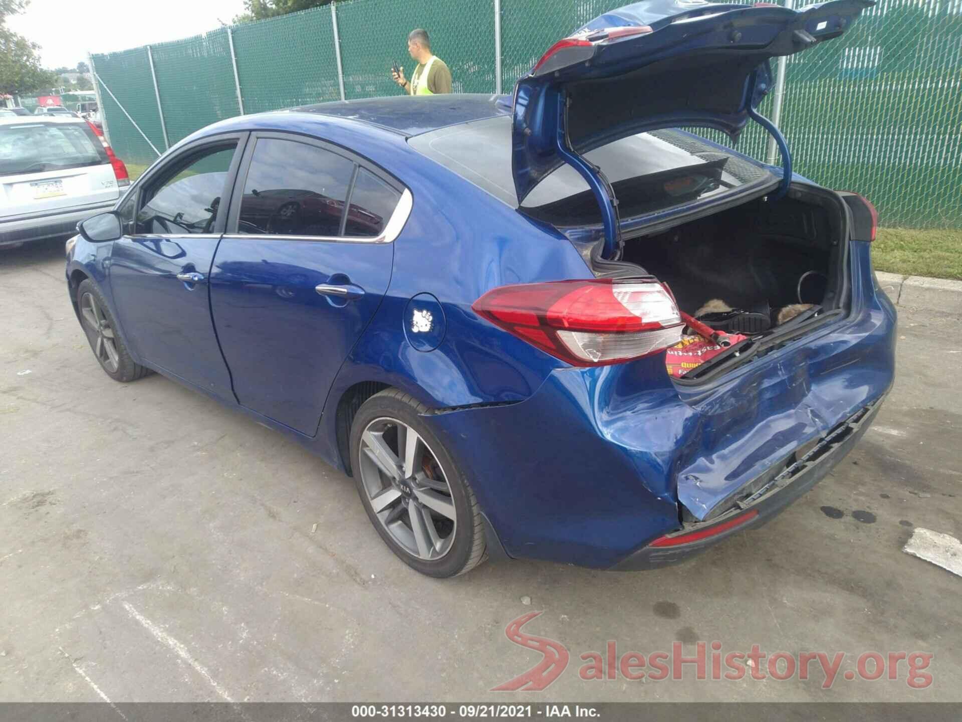 3KPFL4A8XHE117116 2017 KIA FORTE