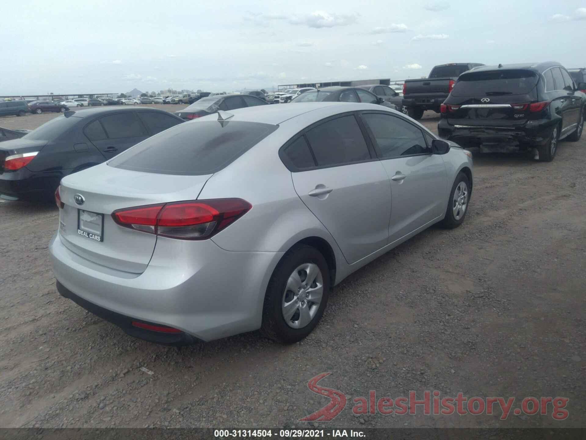 3KPFK4A7XJE246912 2018 KIA FORTE