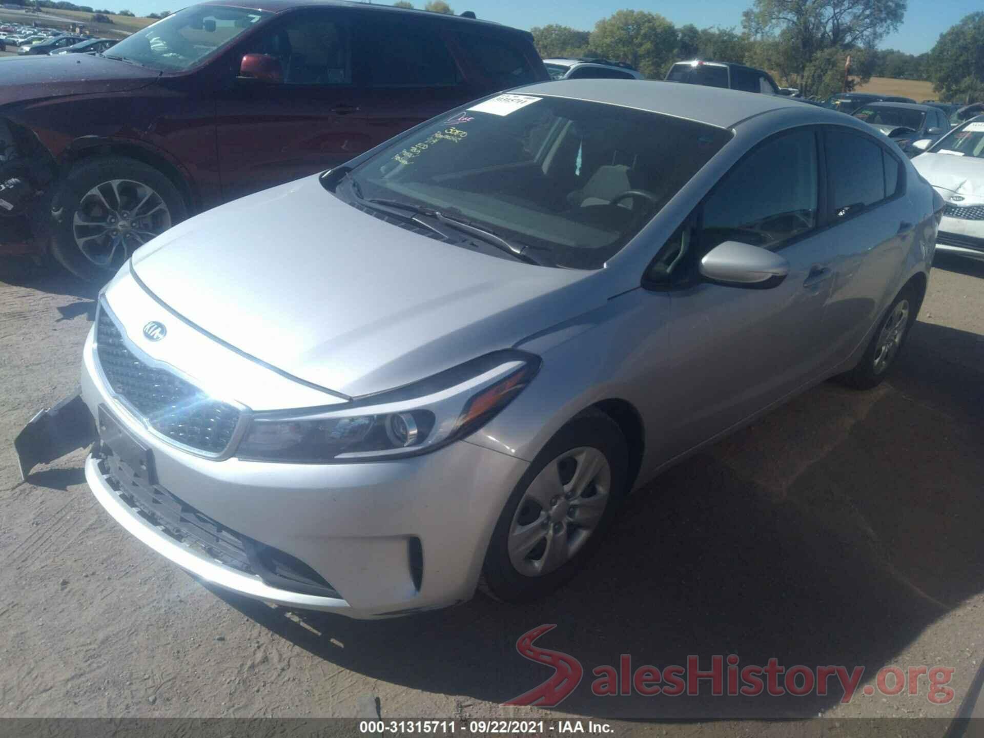 3KPFK4A73HE157483 2017 KIA FORTE