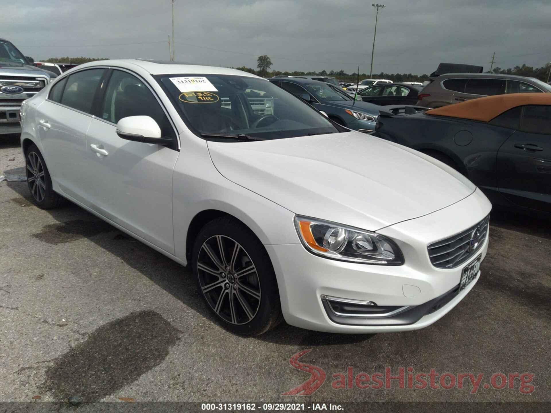 LYV402TK4JB172515 2018 VOLVO S60