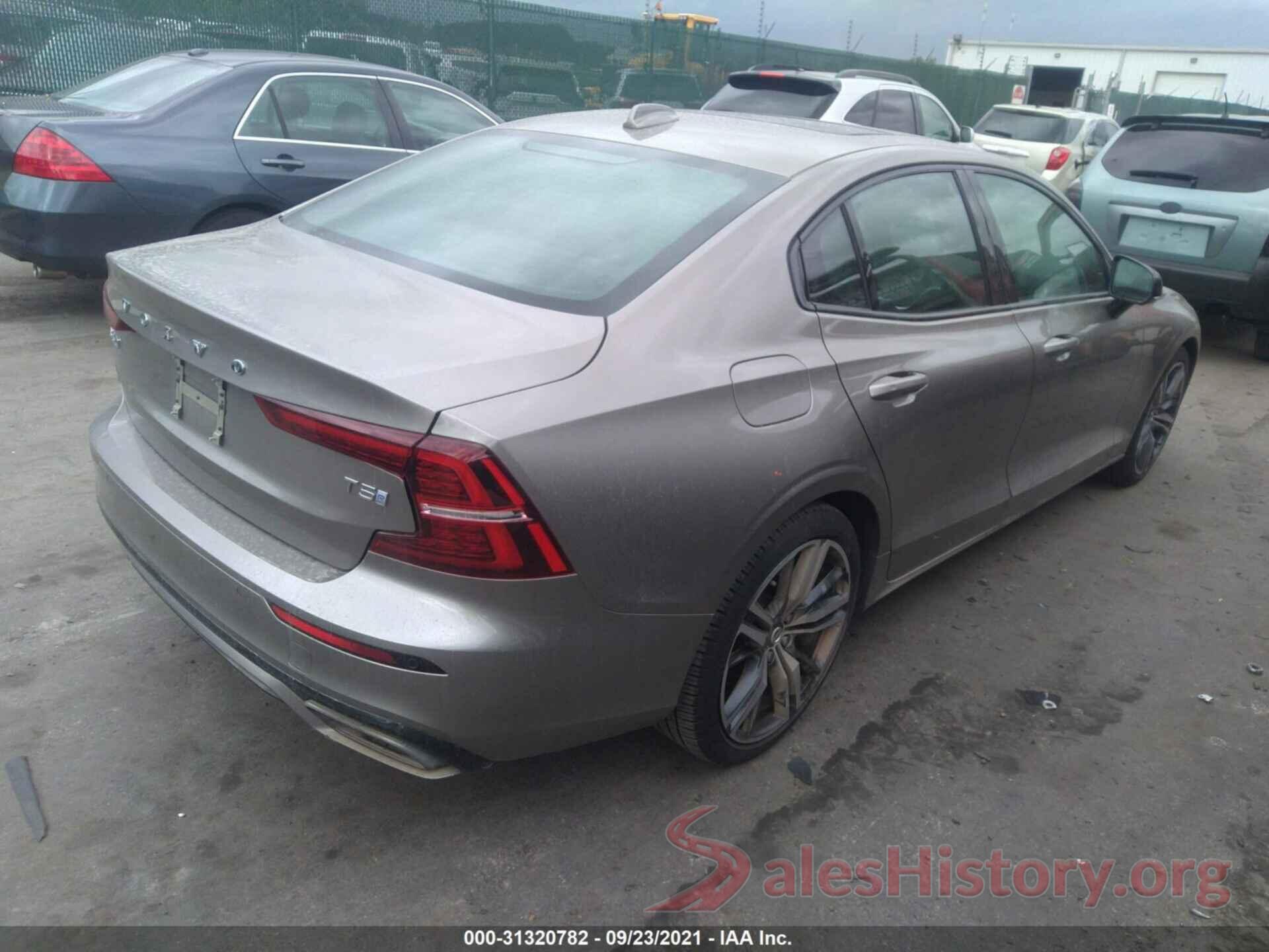 7JR102FM4KG003621 2019 VOLVO S60