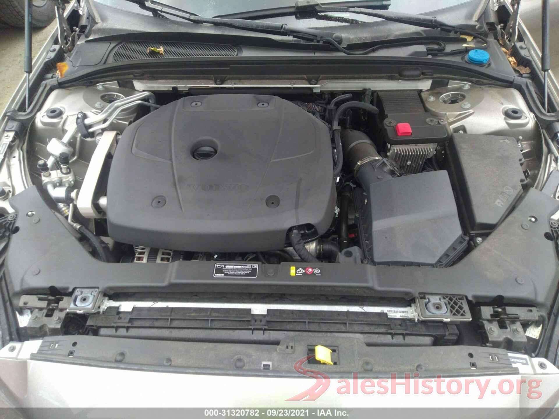 7JR102FM4KG003621 2019 VOLVO S60