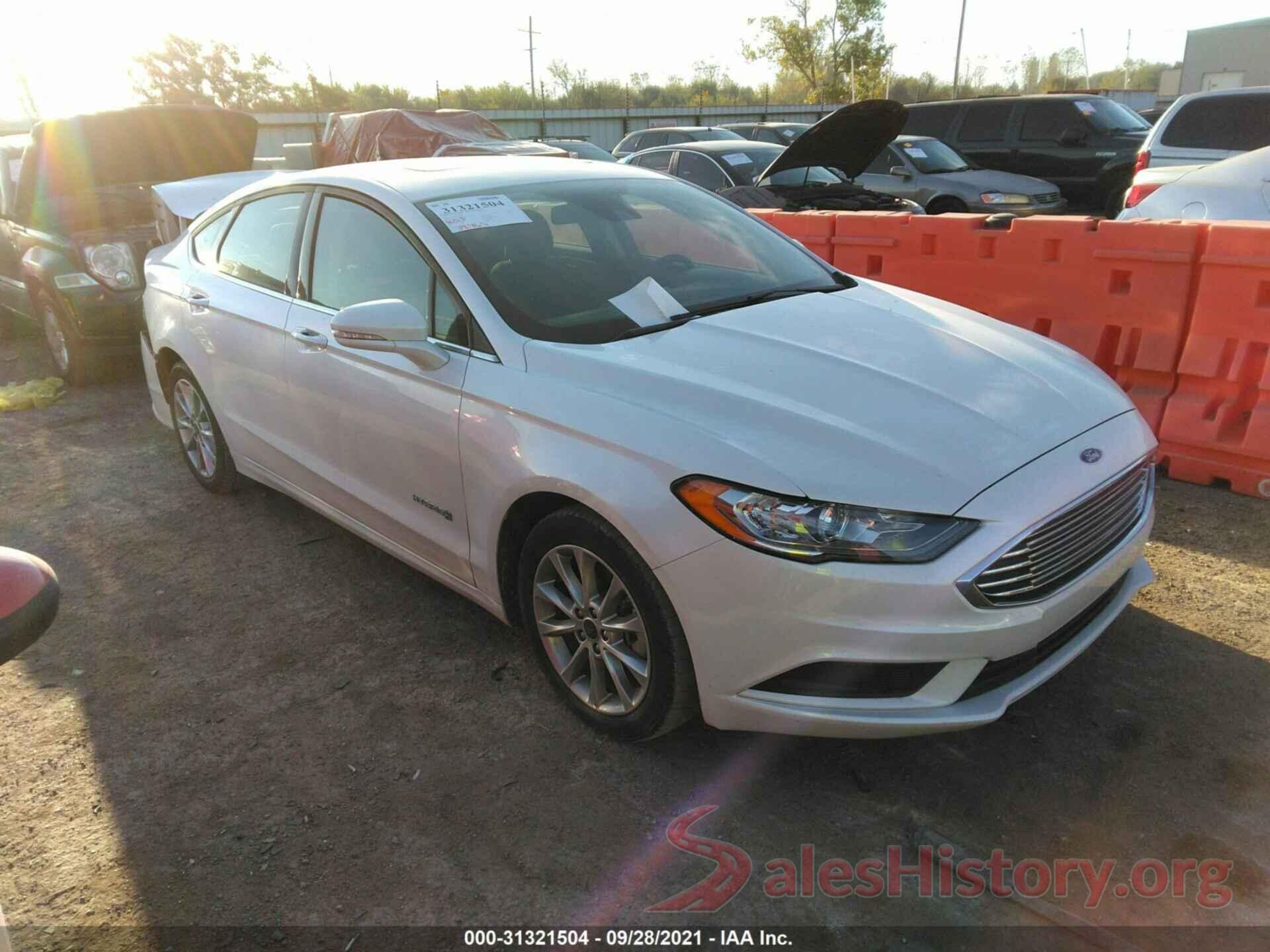 3FA6P0LU5HR260111 2017 FORD FUSION