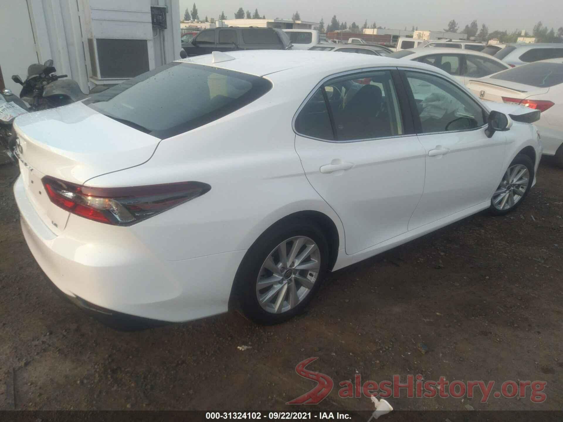 4T1C11AKXNU617773 2022 TOYOTA CAMRY