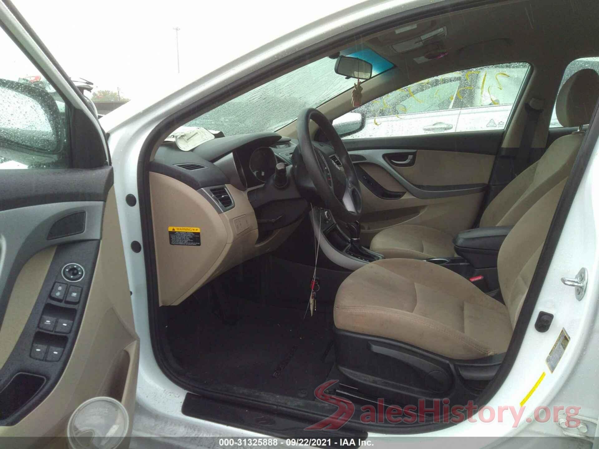 5NPDH4AE0GH652951 2016 HYUNDAI ELANTRA