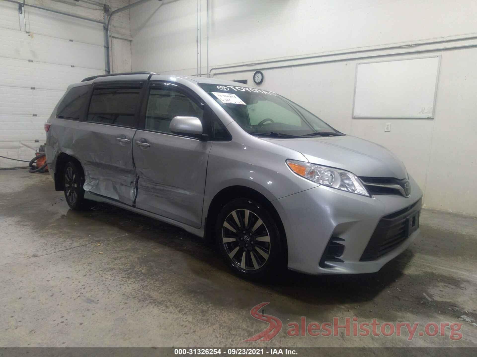 5TDJZ3DC2KS225259 2019 TOYOTA SIENNA