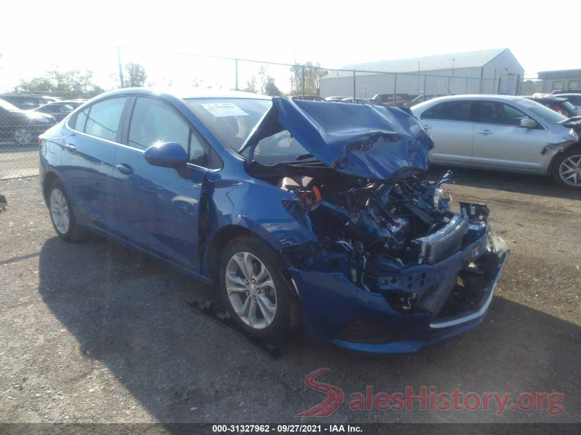 1G1BE5SM2K7137810 2019 CHEVROLET CRUZE