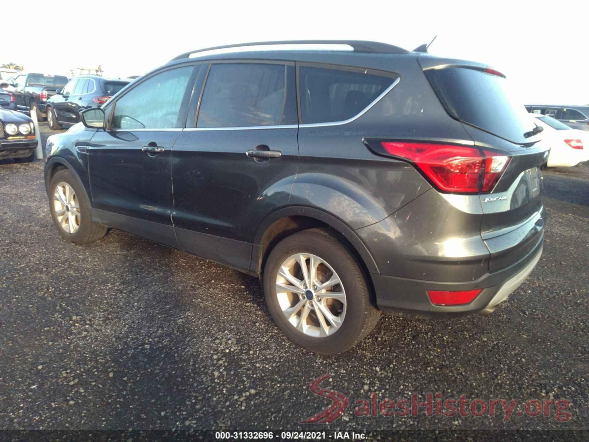 1FMCU9HD7KUB18891 2019 FORD ESCAPE