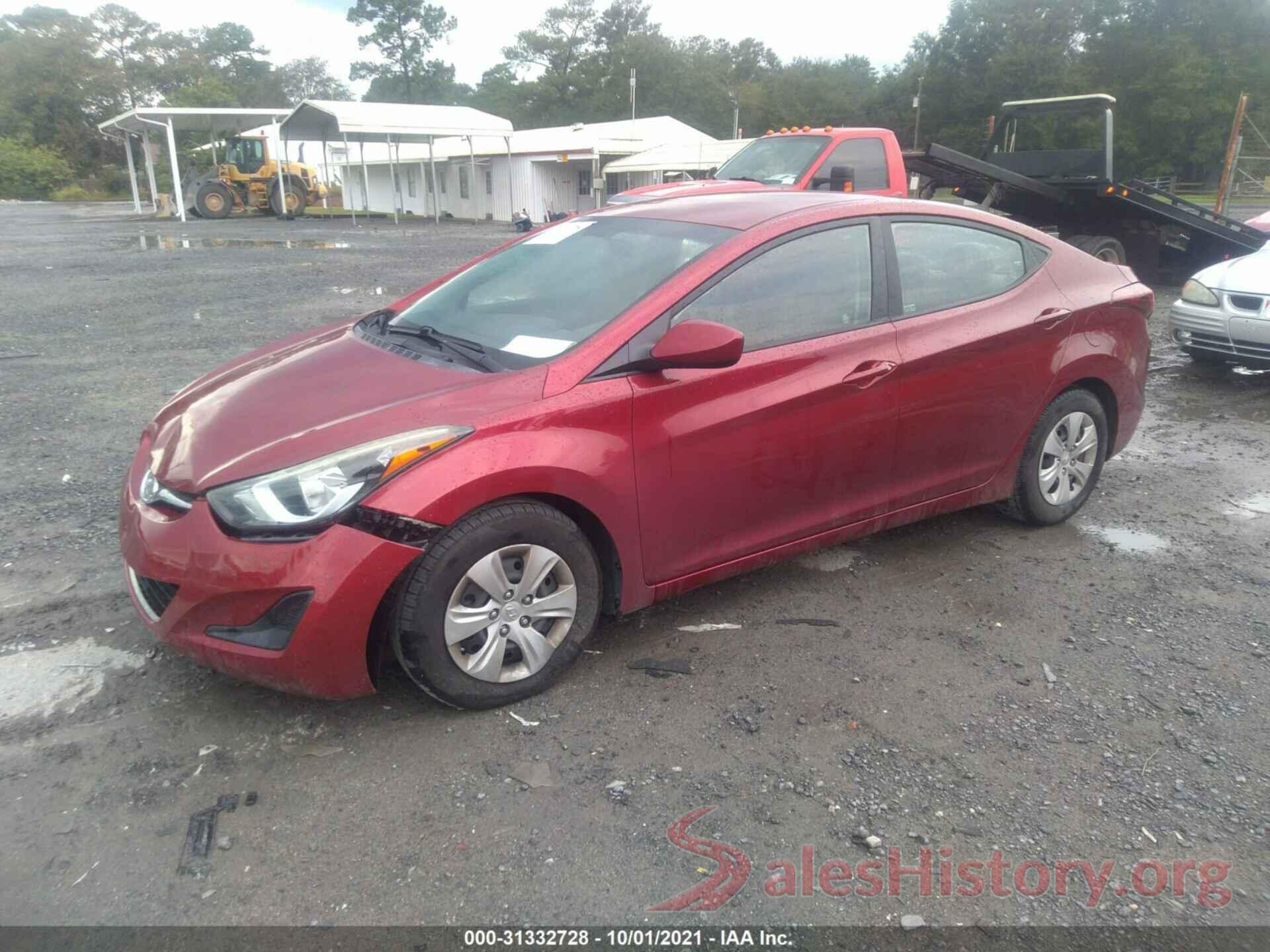 5NPDH4AE8GH783657 2016 HYUNDAI ELANTRA