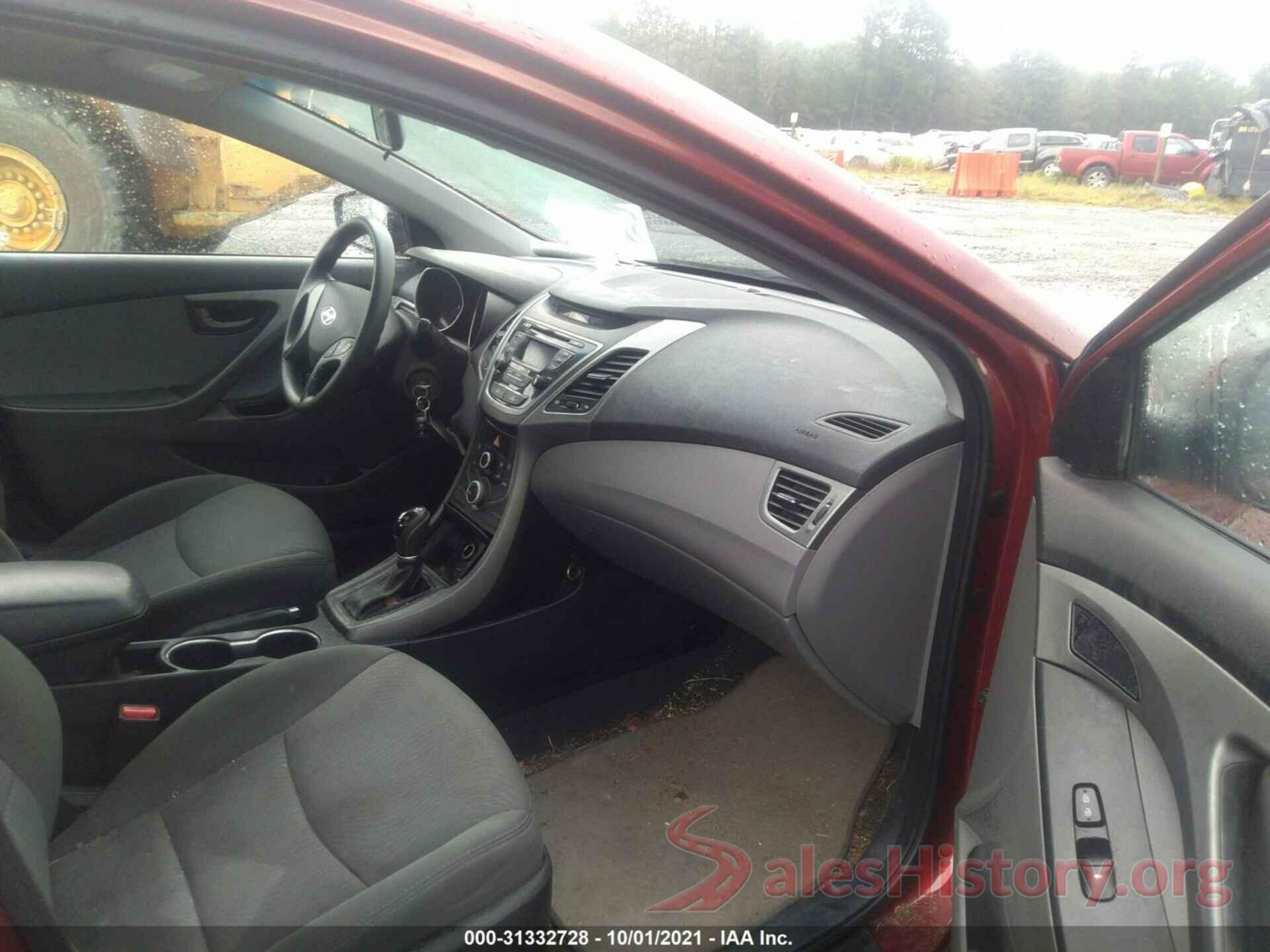 5NPDH4AE8GH783657 2016 HYUNDAI ELANTRA