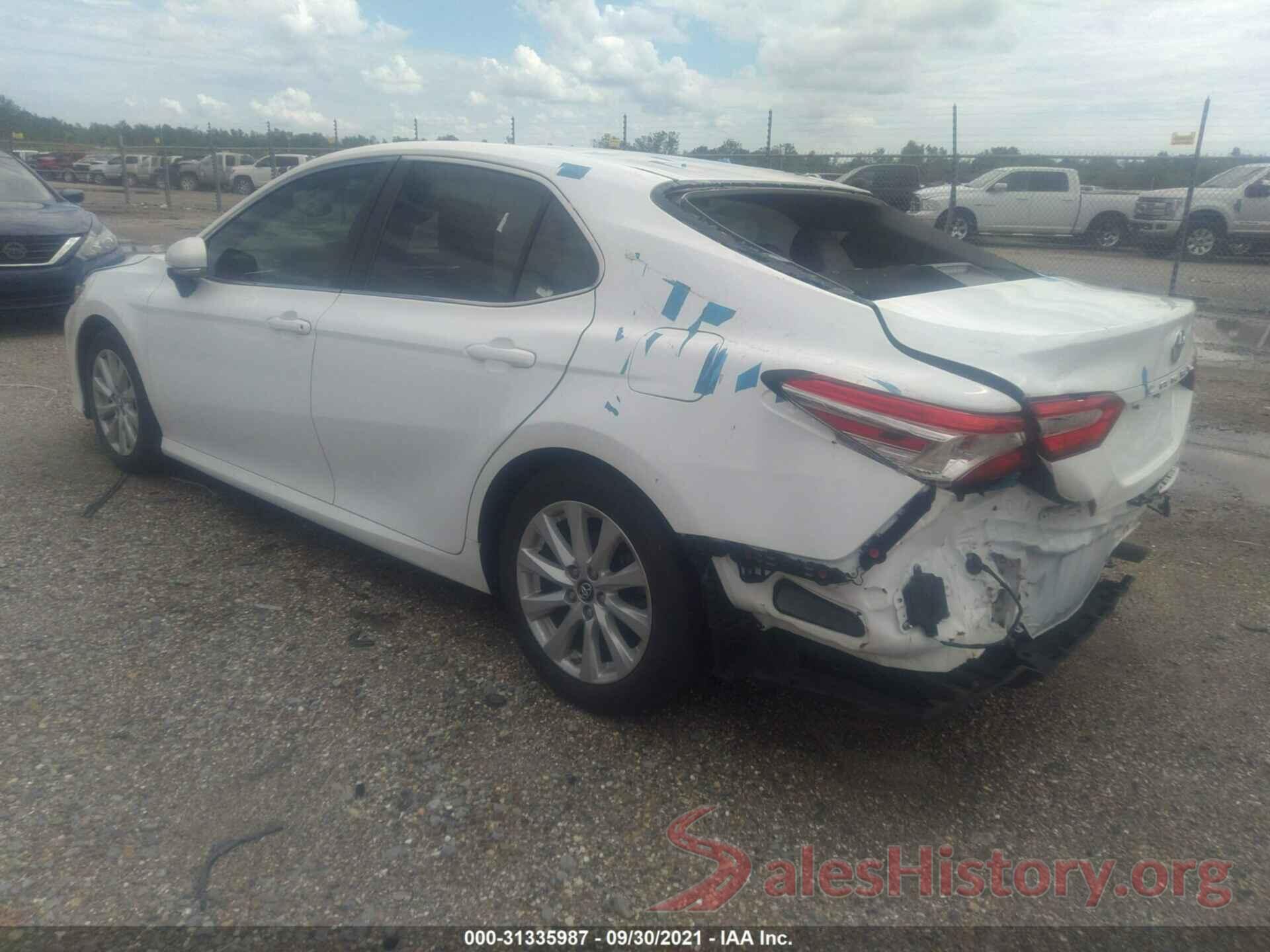 4T1B11HK6JU605826 2018 TOYOTA CAMRY