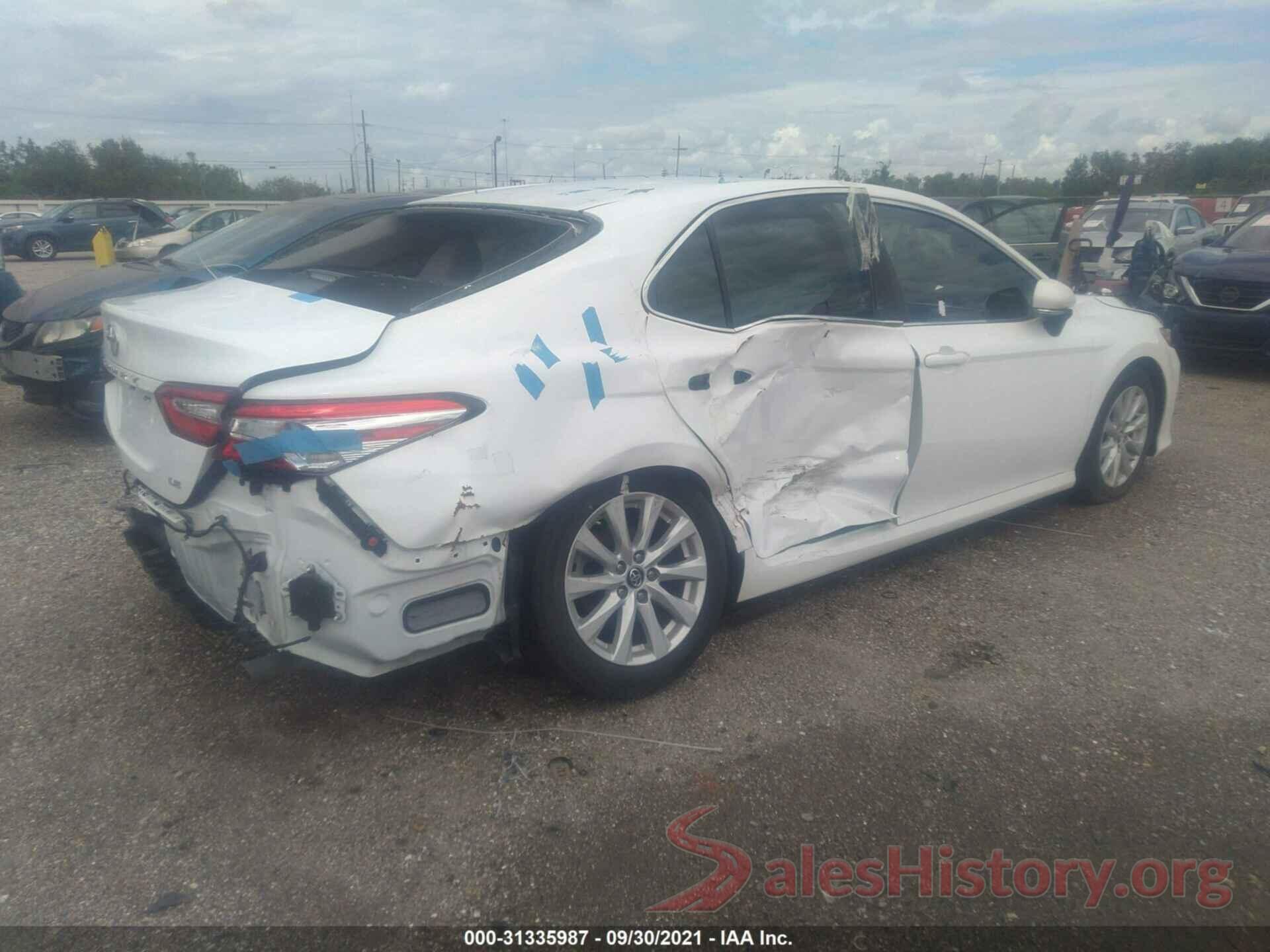 4T1B11HK6JU605826 2018 TOYOTA CAMRY