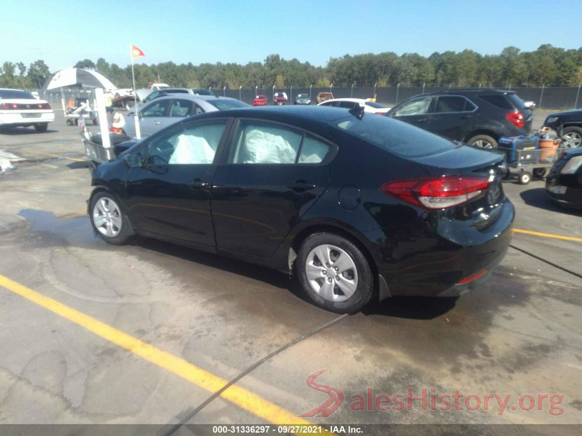 3KPFK4A72HE107982 2017 KIA FORTE