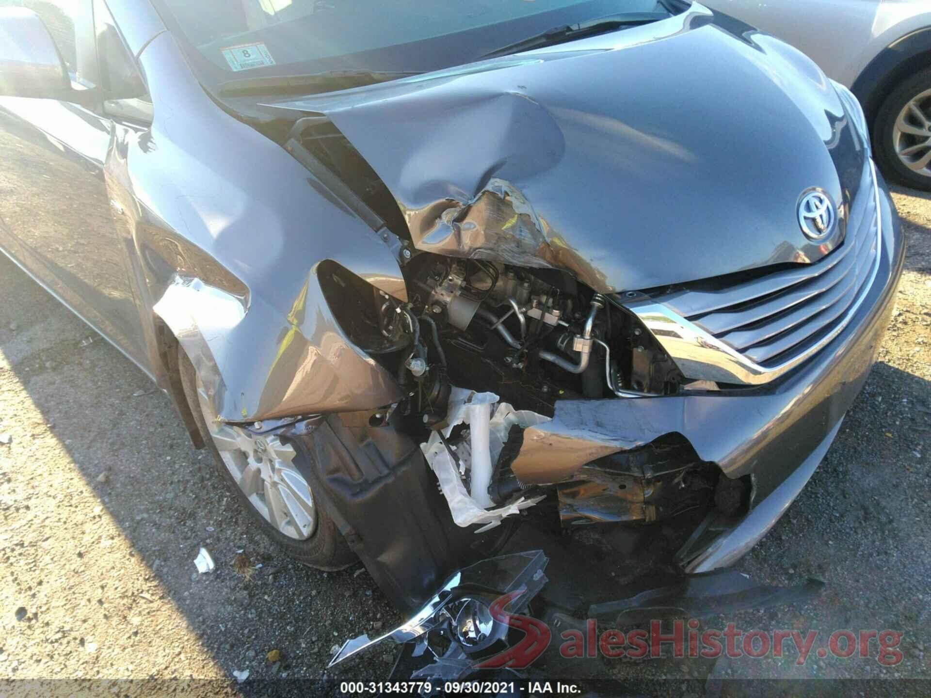 5TDDZ3DC3HS163179 2017 TOYOTA SIENNA